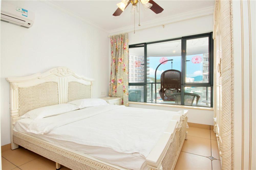 One-Bedroom Apartment with Ocean View - Photo 4