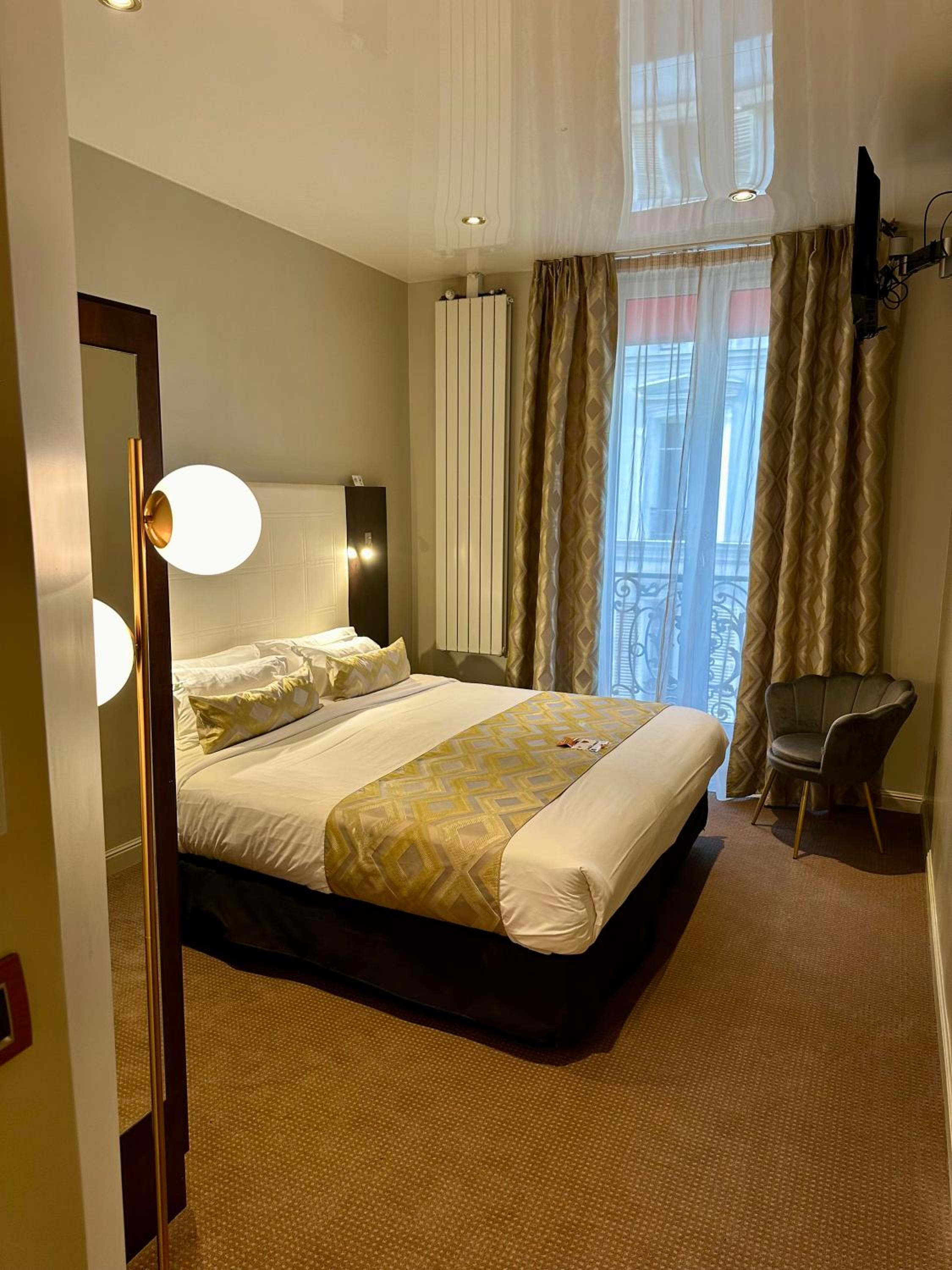 Superior Queen Room photo 1