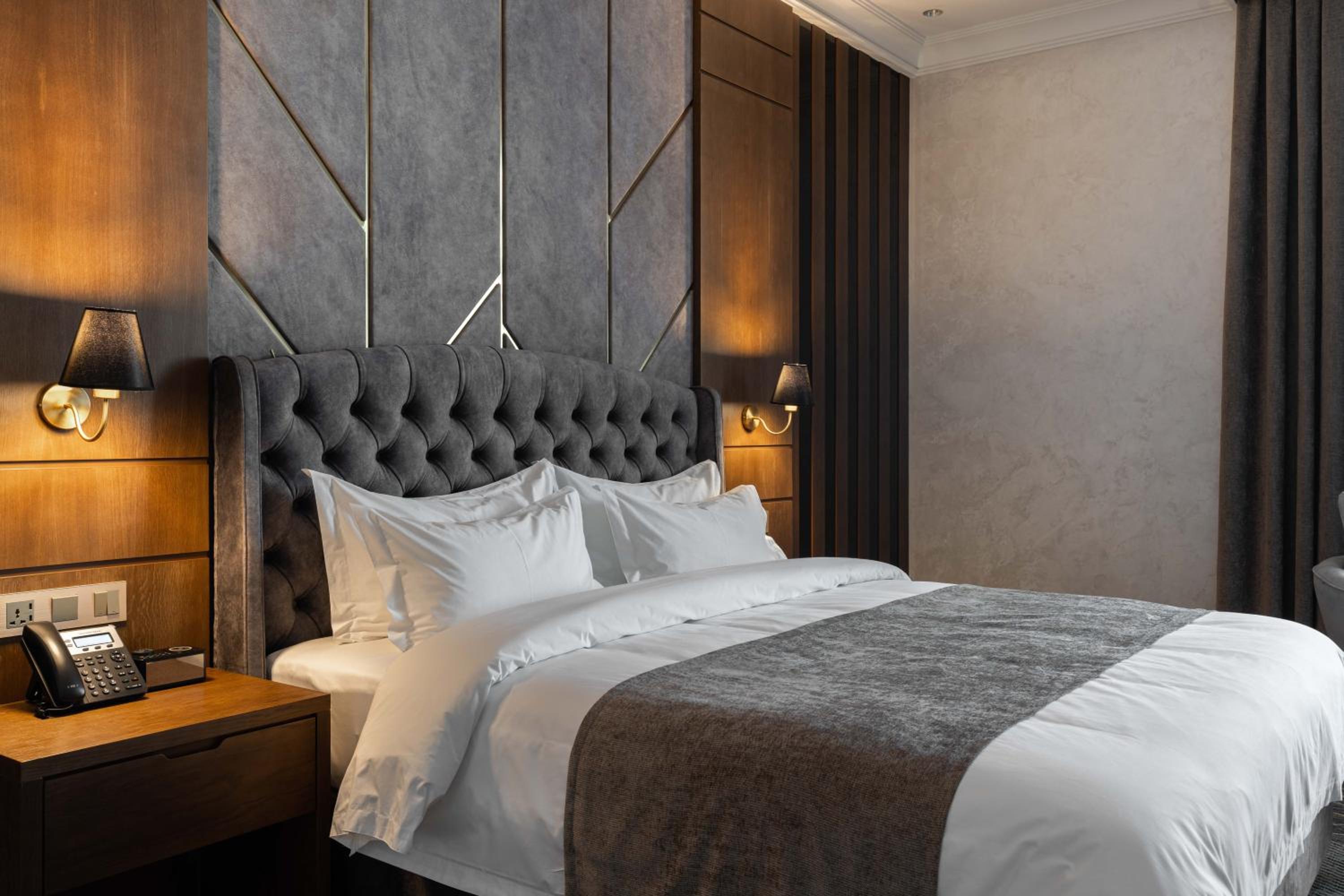 Superior King Room photo 2