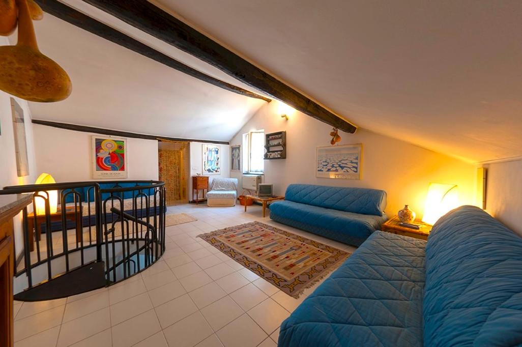 Apartment - Split Level