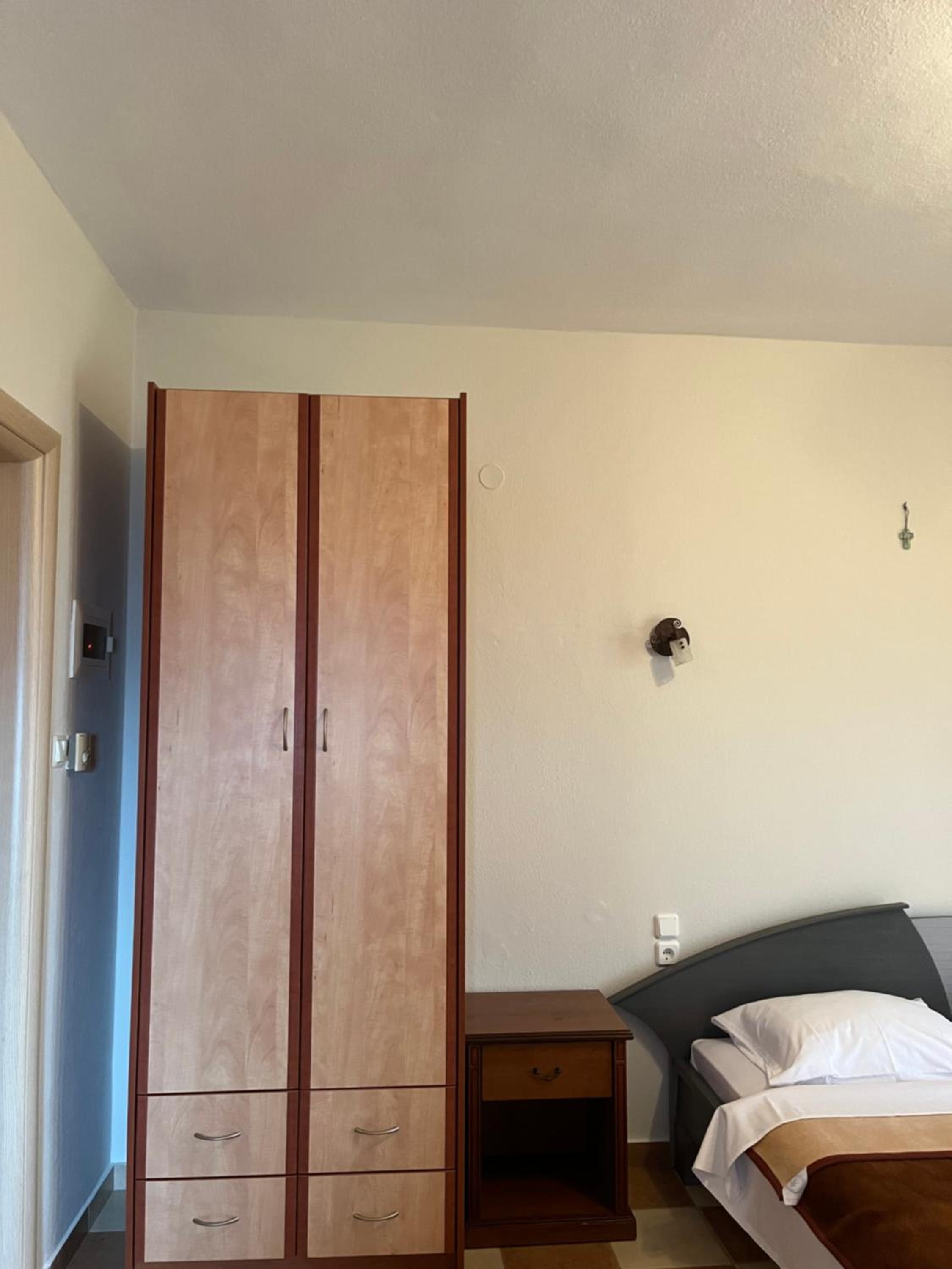 Studio Apartment photo 2