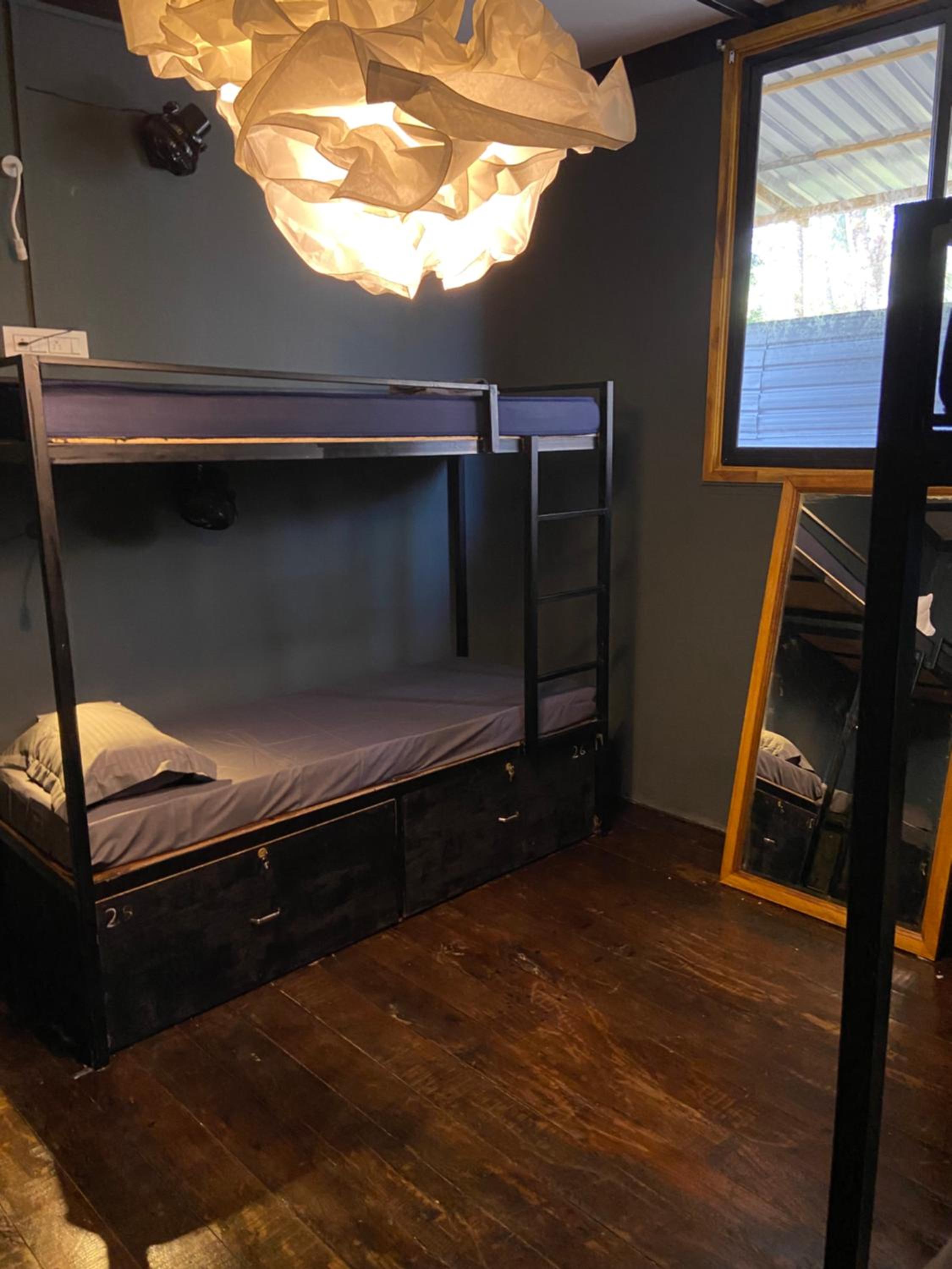 Bed in 6-Bed Mixed Dormitory Room photo 3