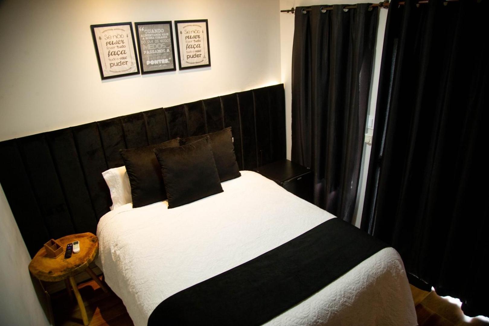 Double Room - Photo 3