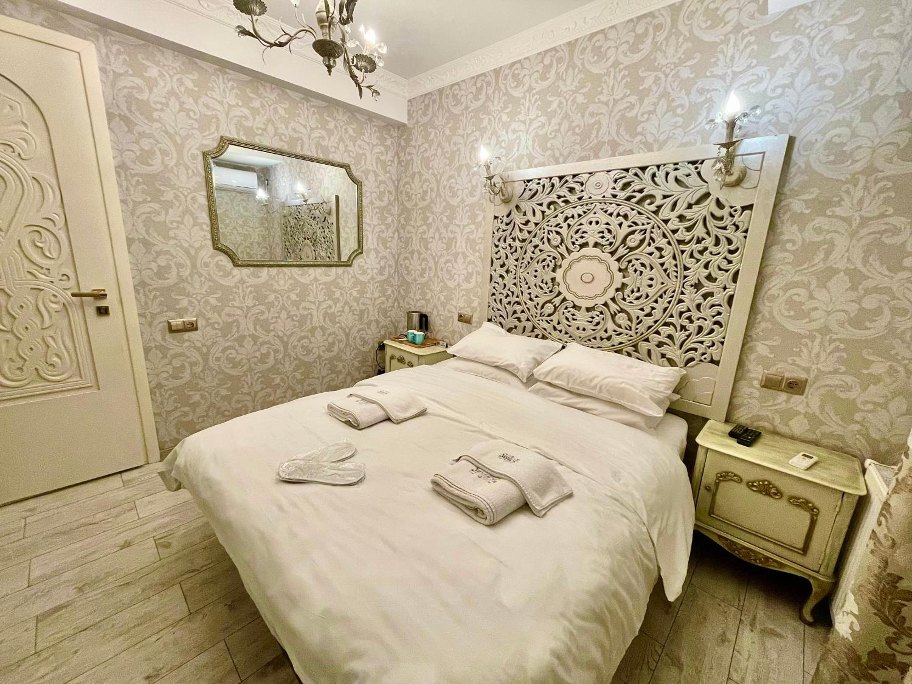 Budget Double Room photo 2