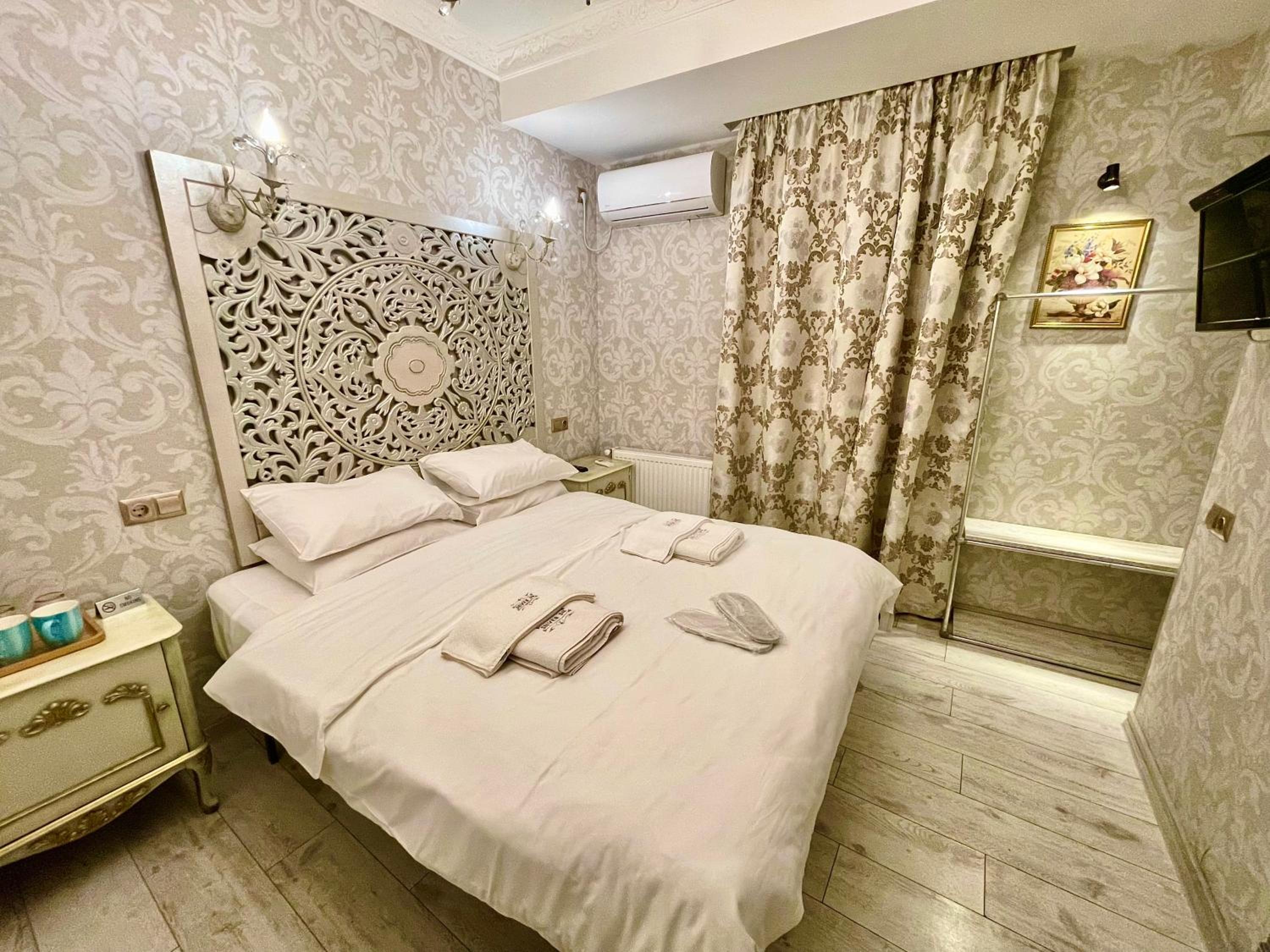 Budget Double Room photo 1