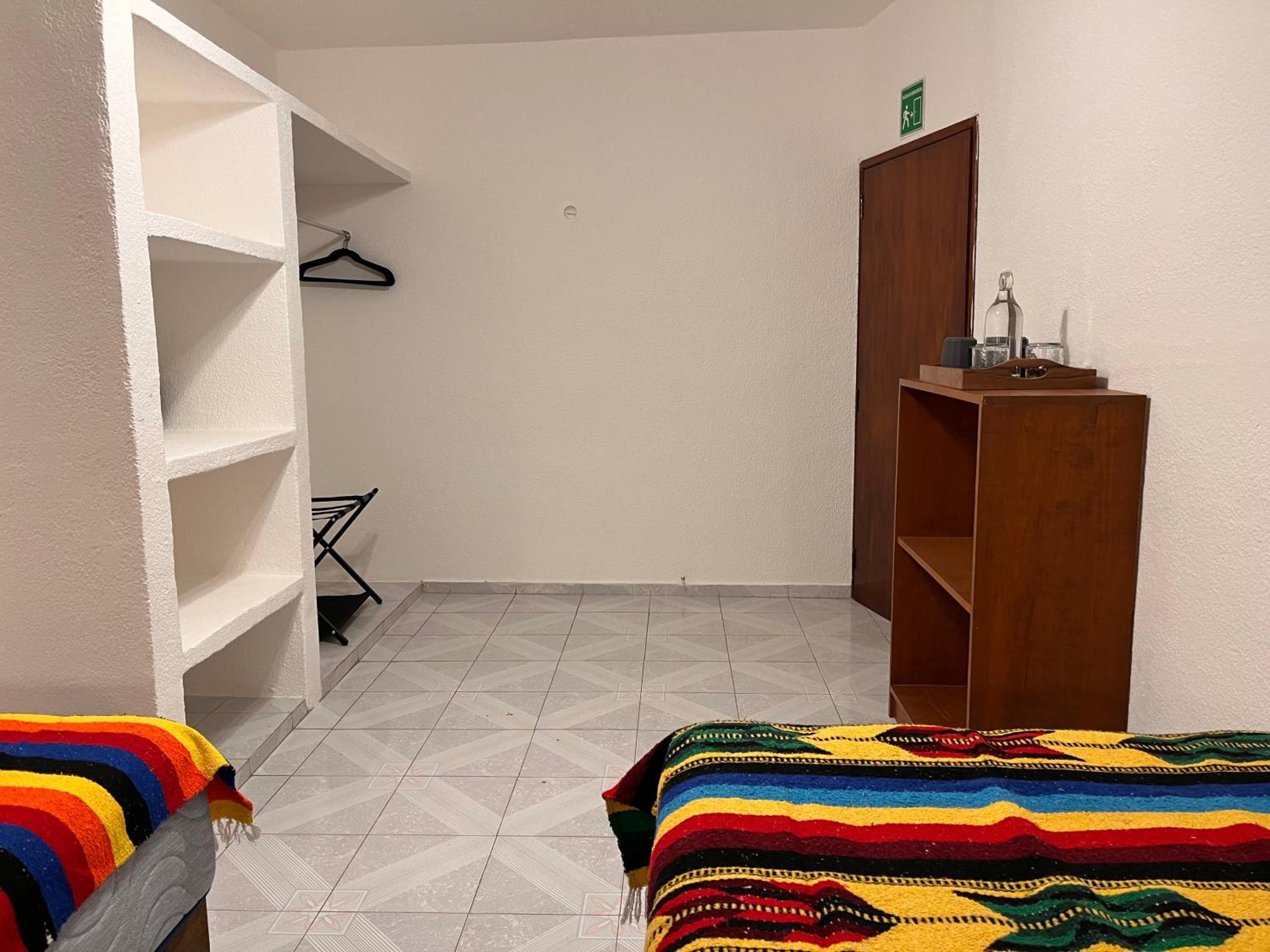 Double or Twin Room photo 2