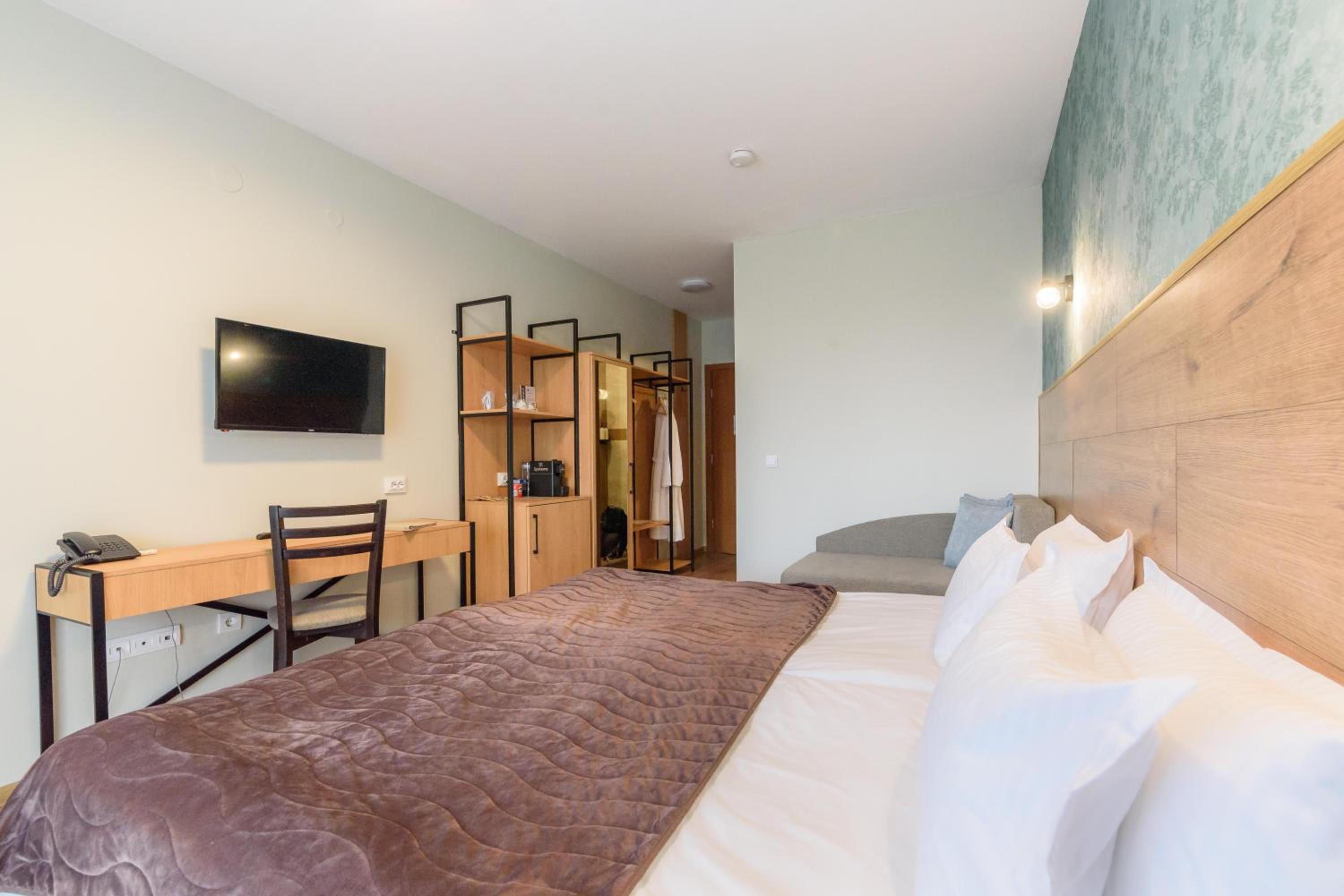 Double or Twin Room photo 1
