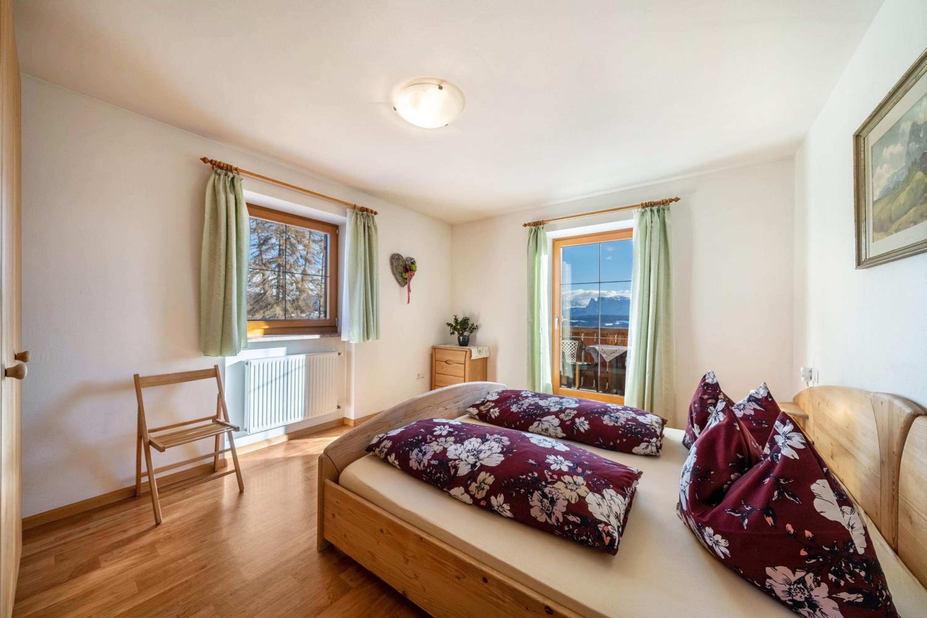 Superior One-Bedroom Apartment with Balcony