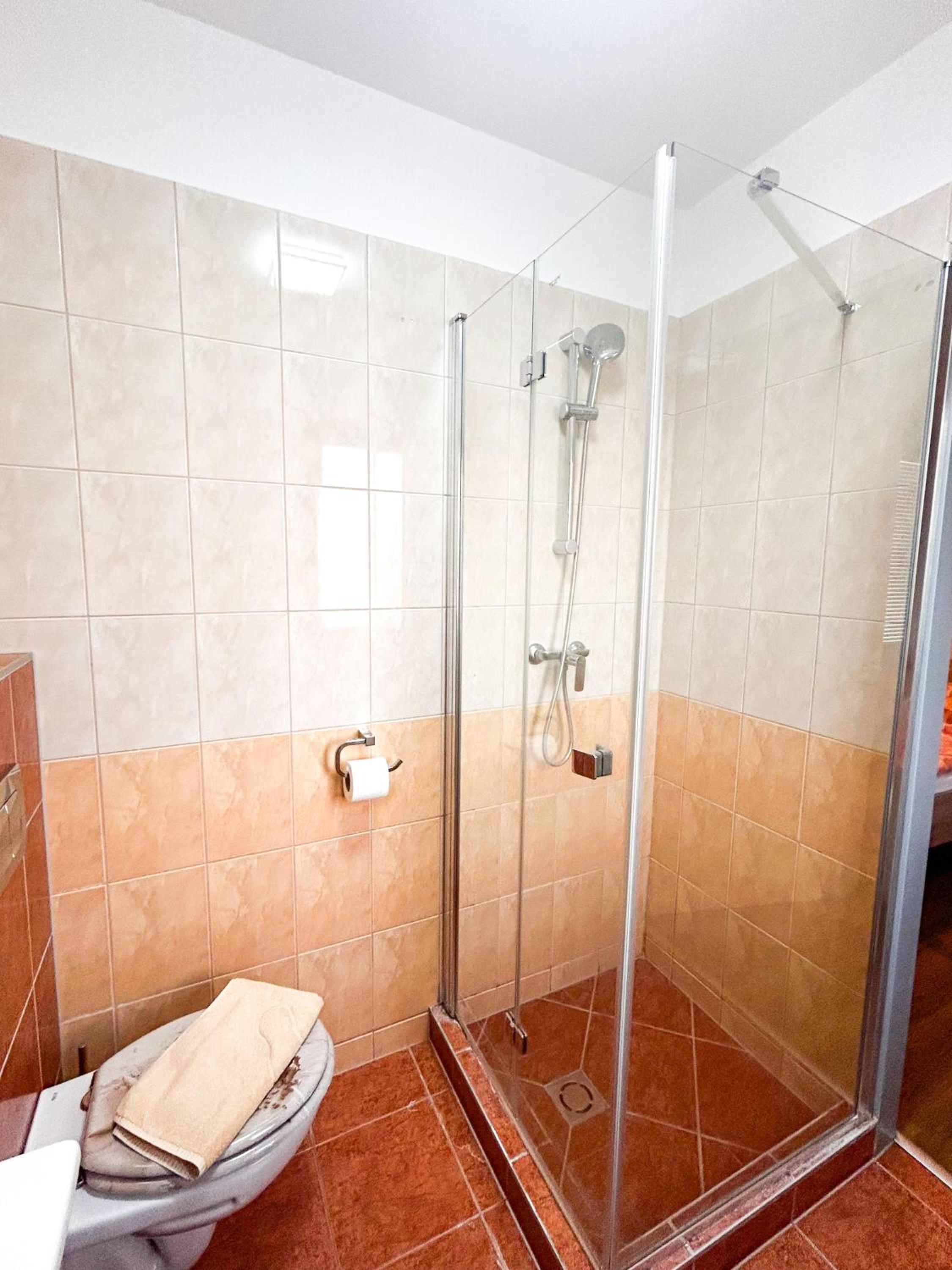 Single Room photo 3