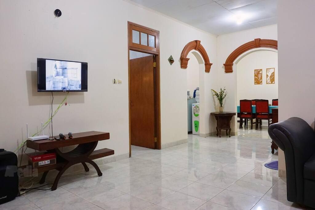Villa with Private Pool photo 2