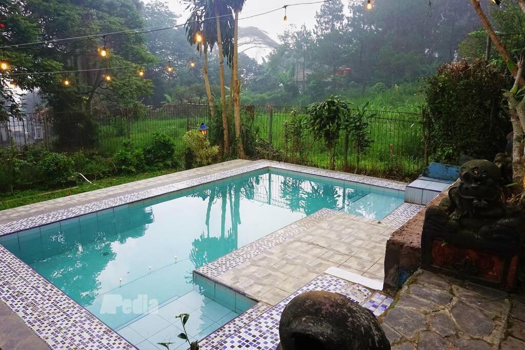 Villa with Private Pool photo 3