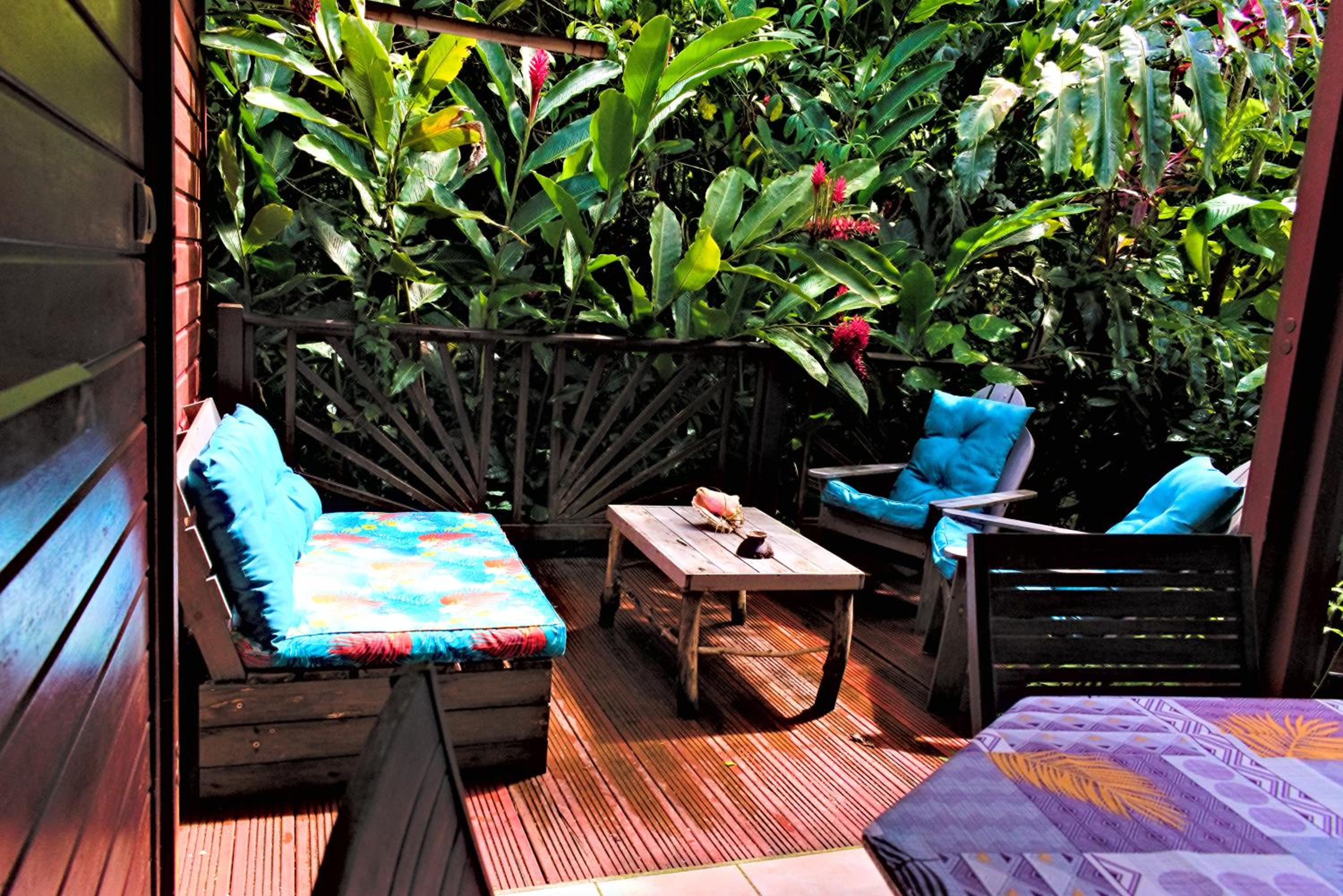 Bungalow with Garden View - Photo 13