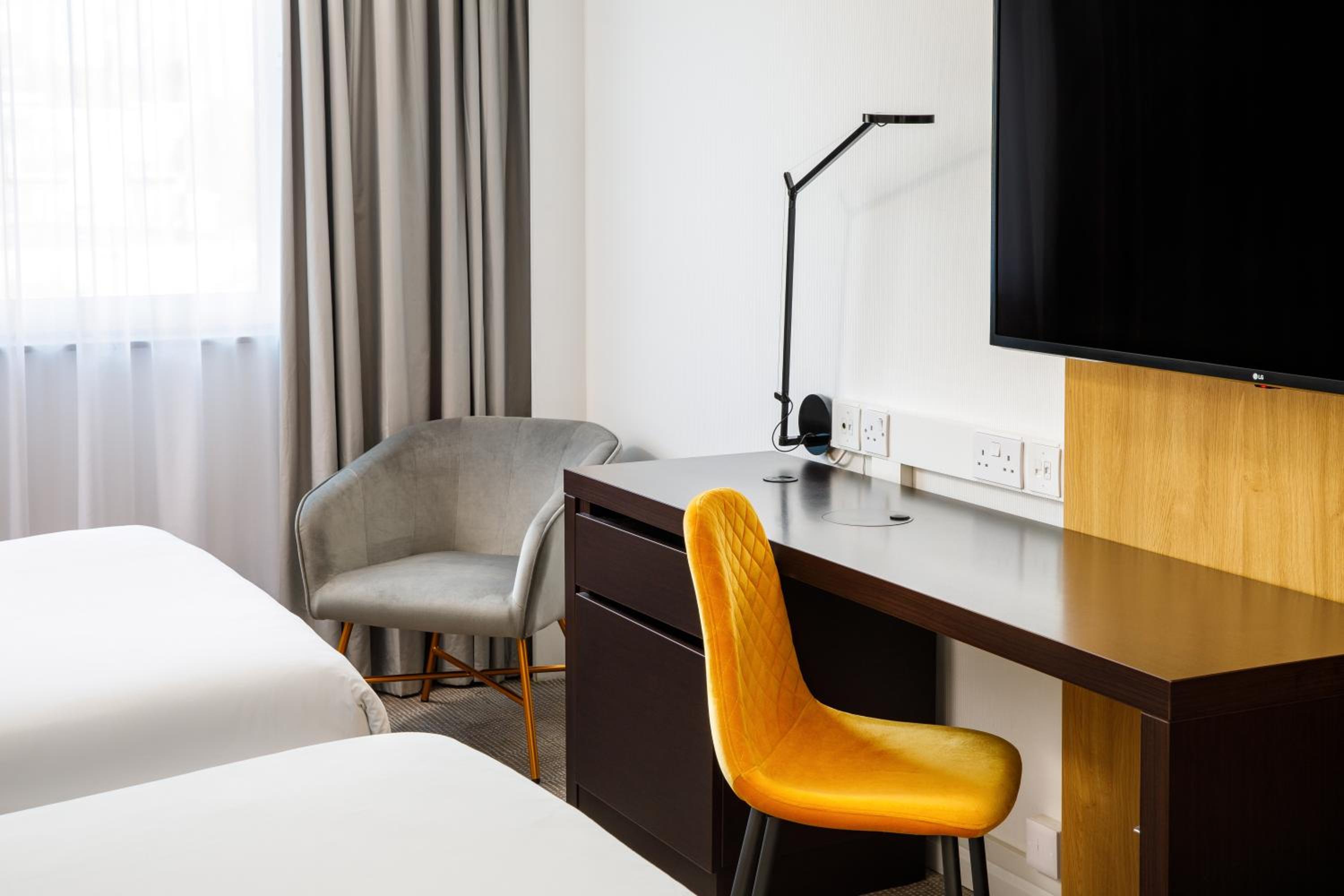 Superior Twin Room photo 2