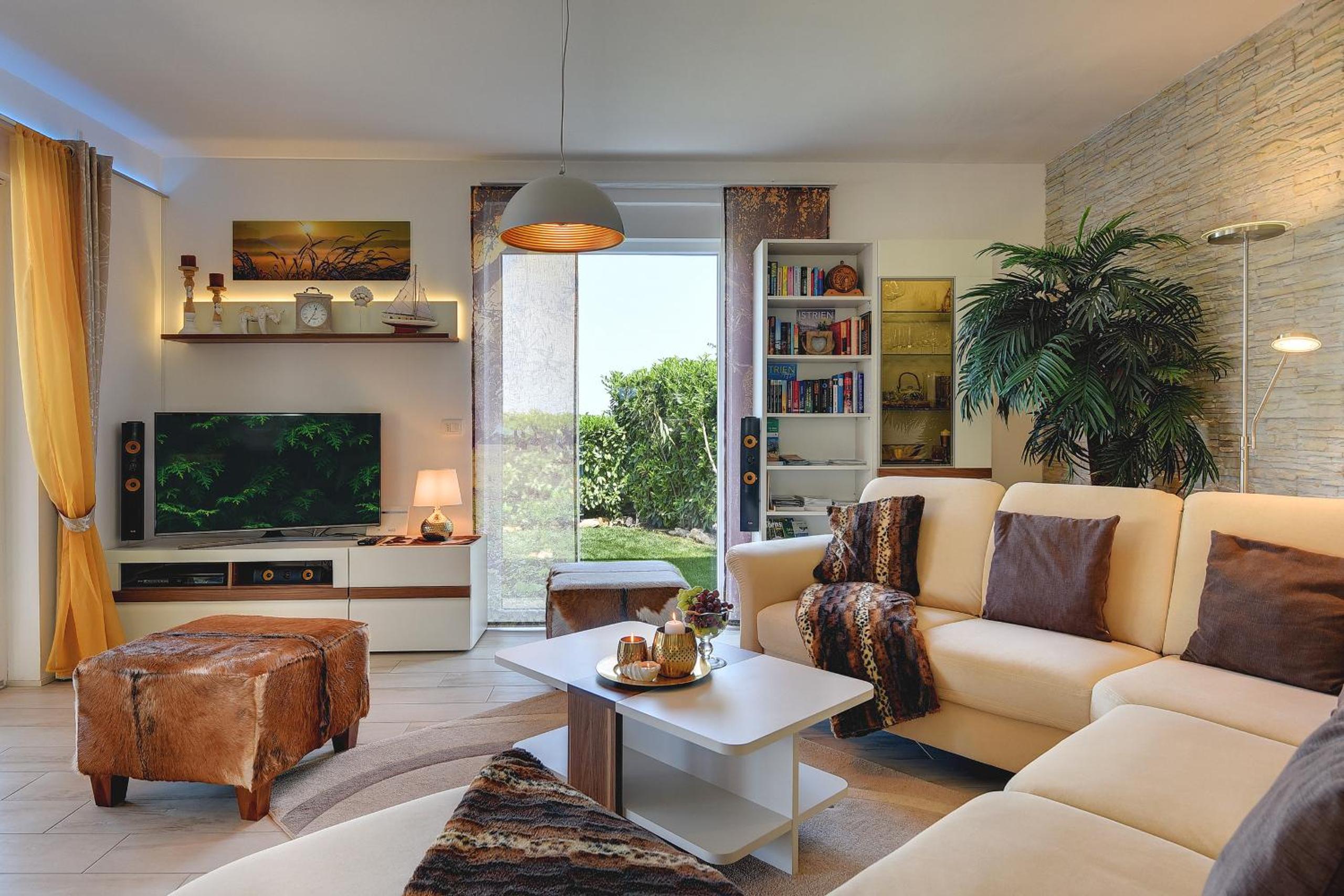 Three-Bedroom Villa photo 3