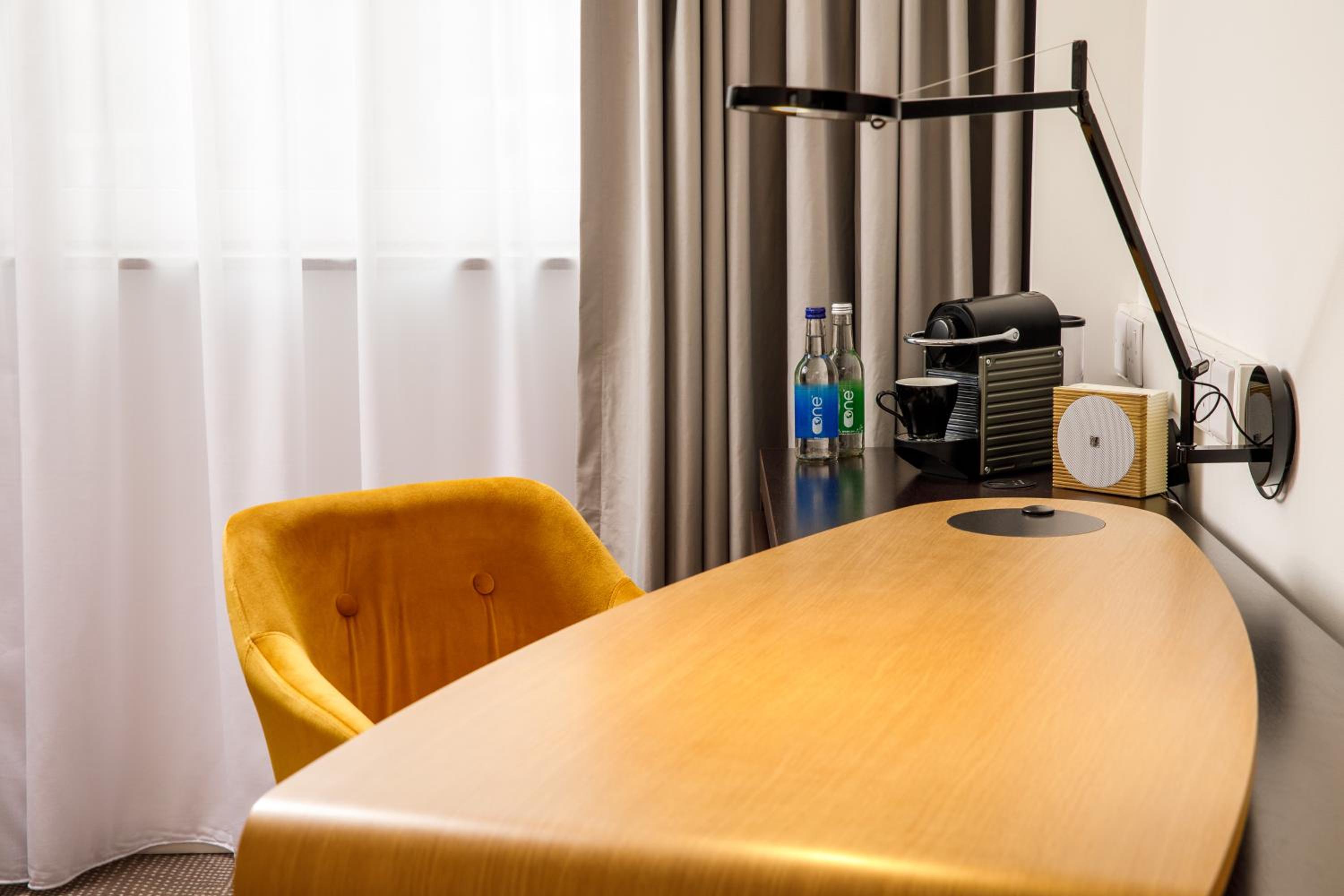 Executive Room photo 2
