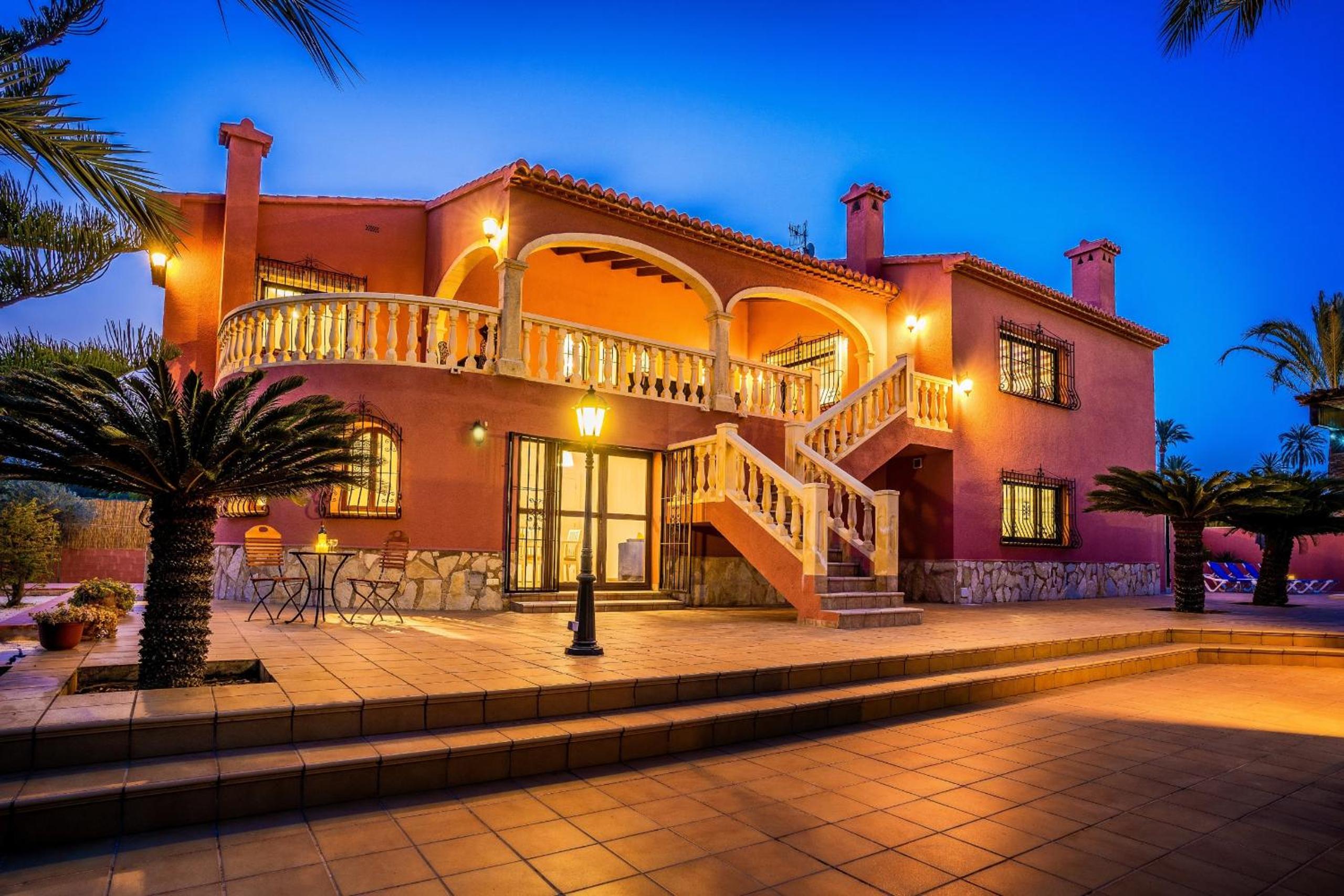 Superior Villa photo 2