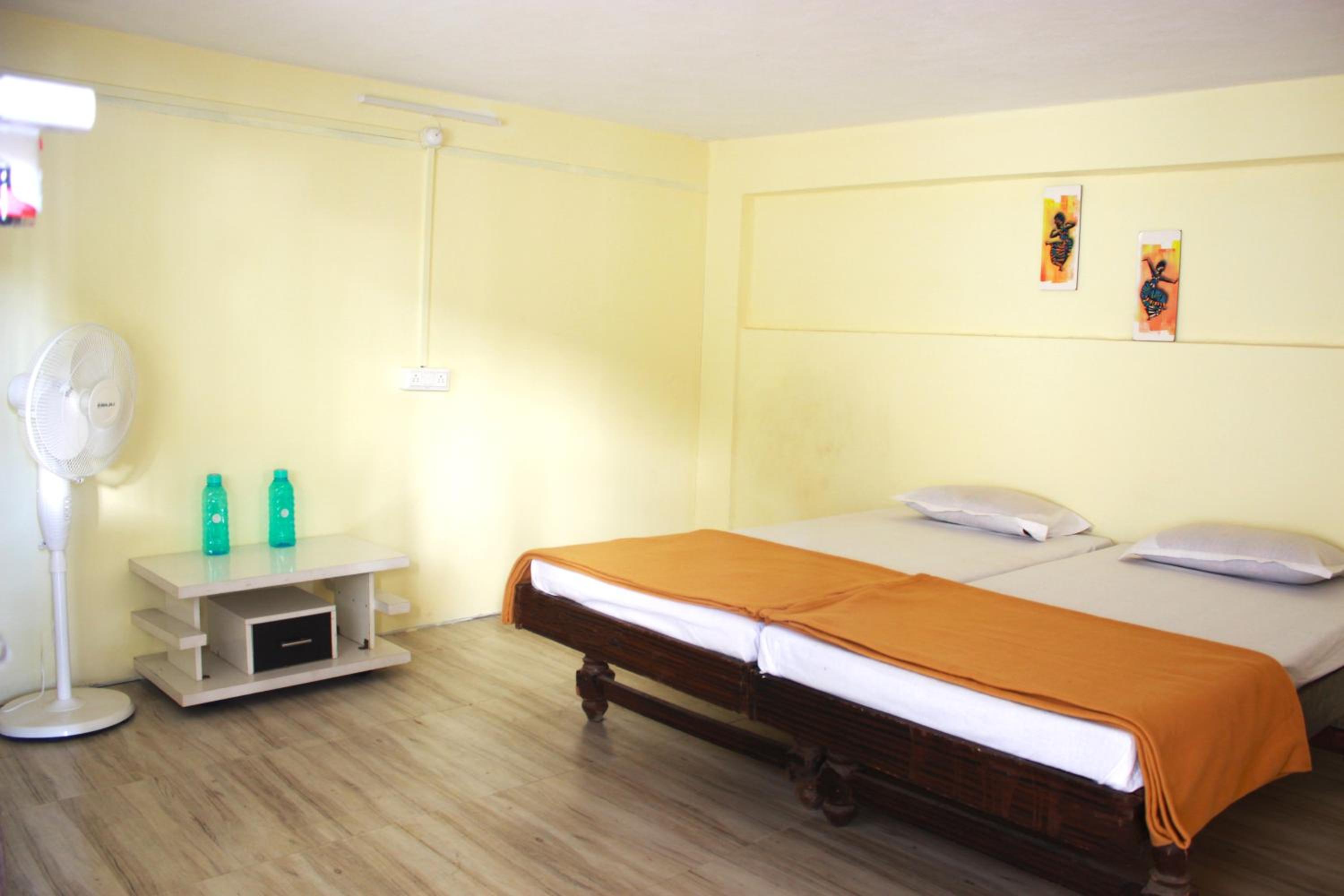 Economy Double Room photo 1