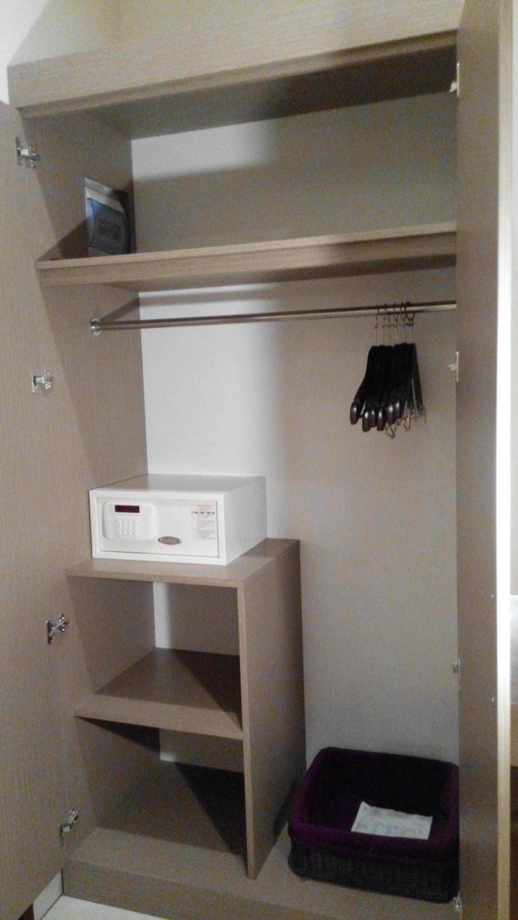 Triple Studio - Photo 2