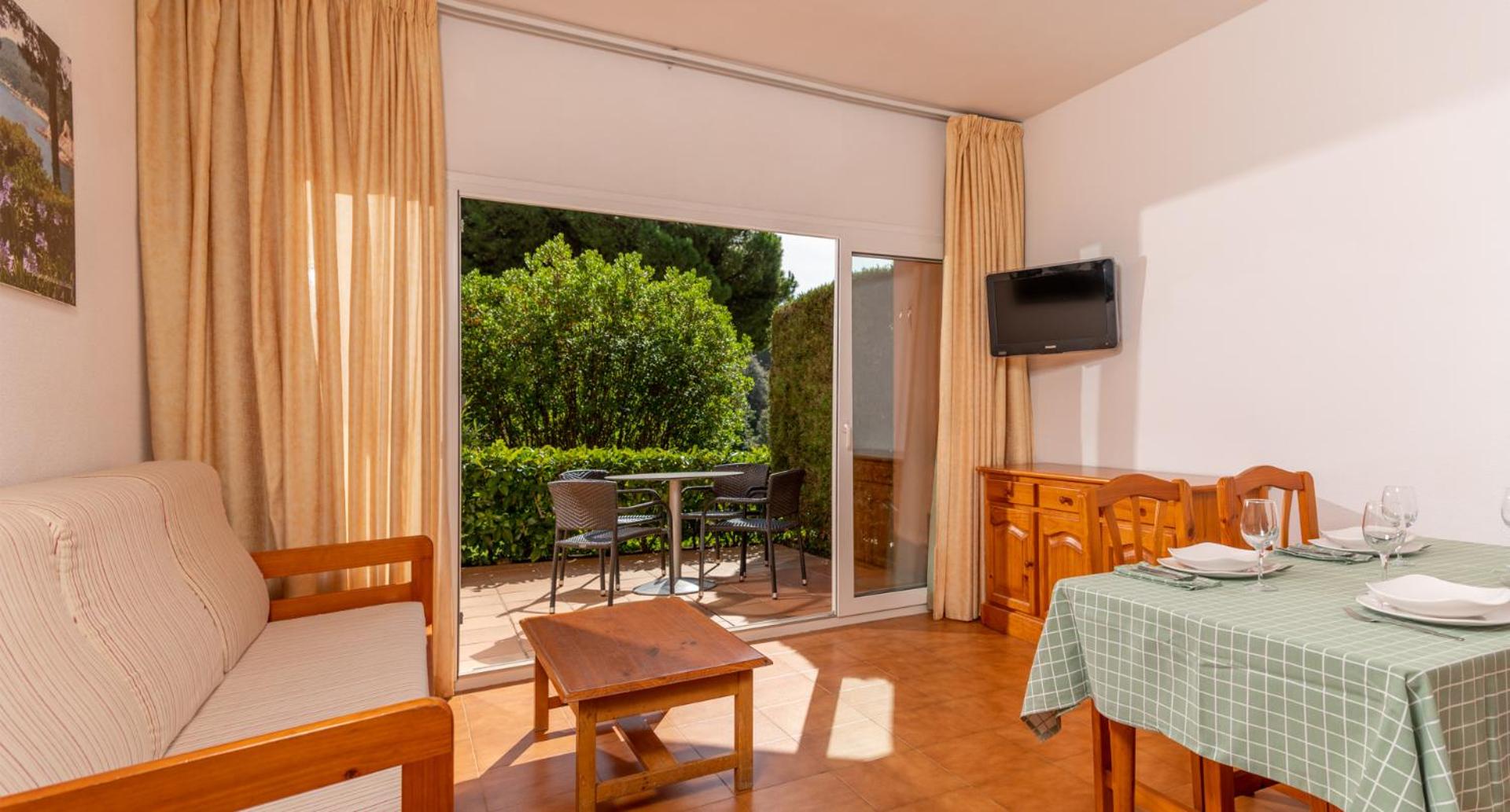 Two-Bedroom Apartment (4-6 Adults) - Ground Floor