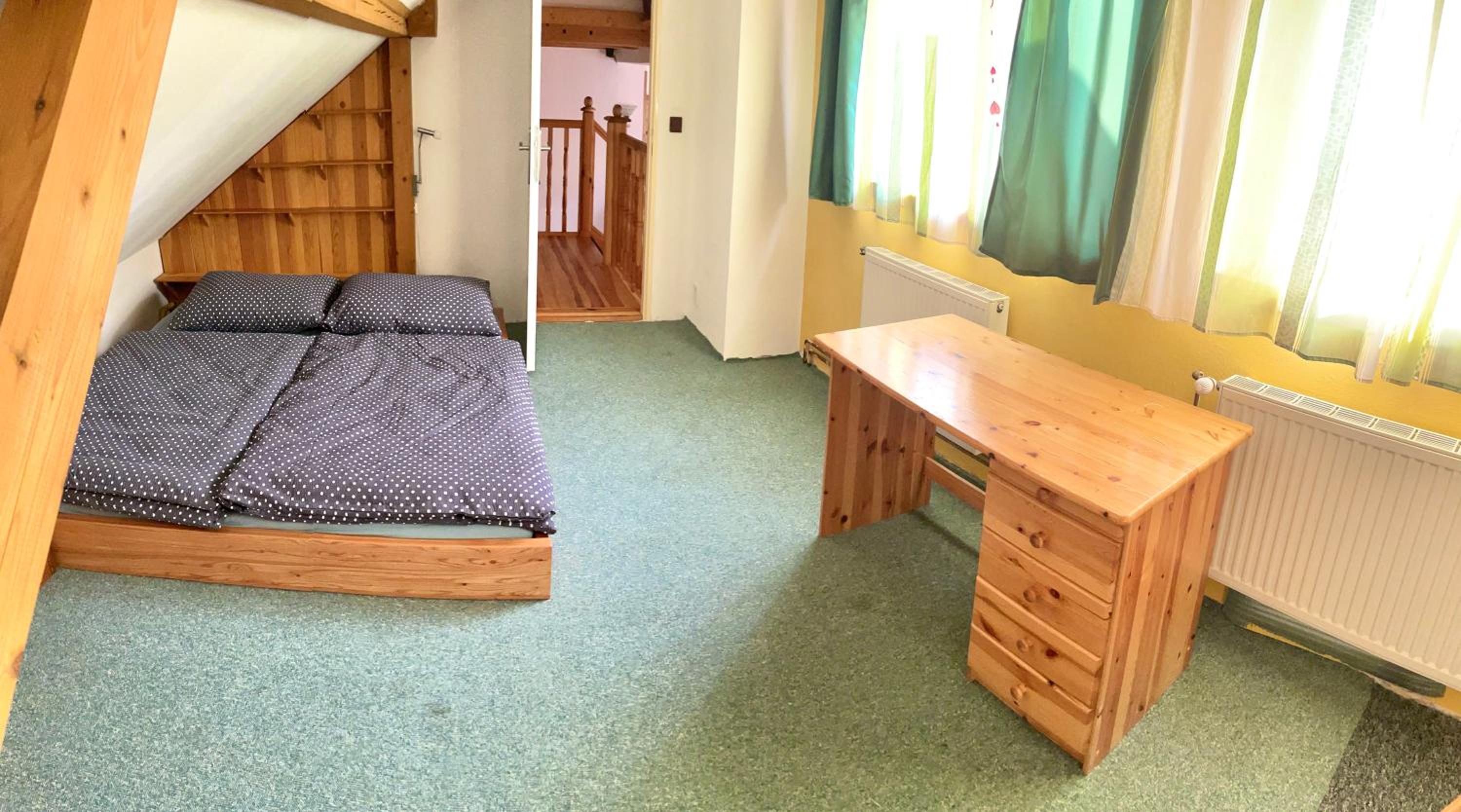 Four-Bedroom House photo 1