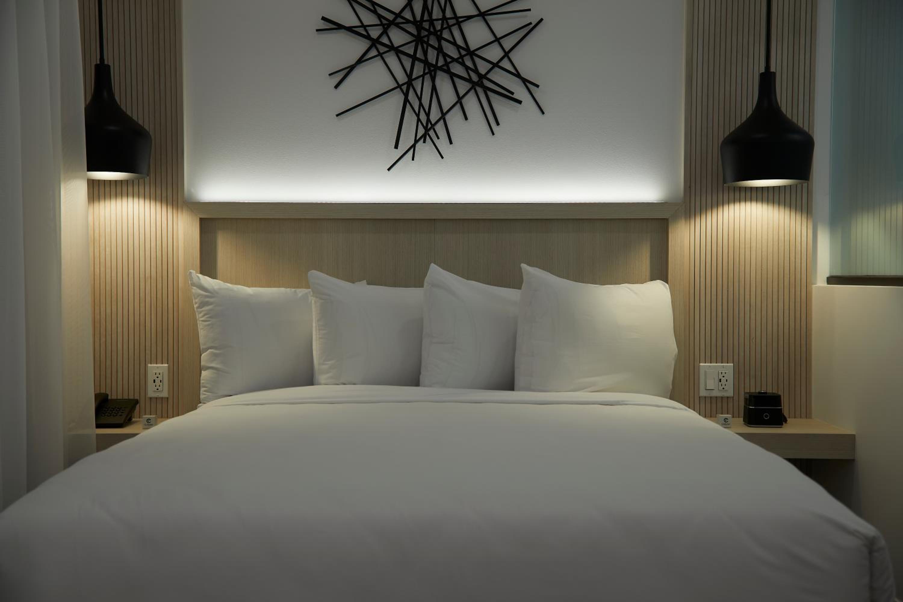 Executive Suite thumbnail 5