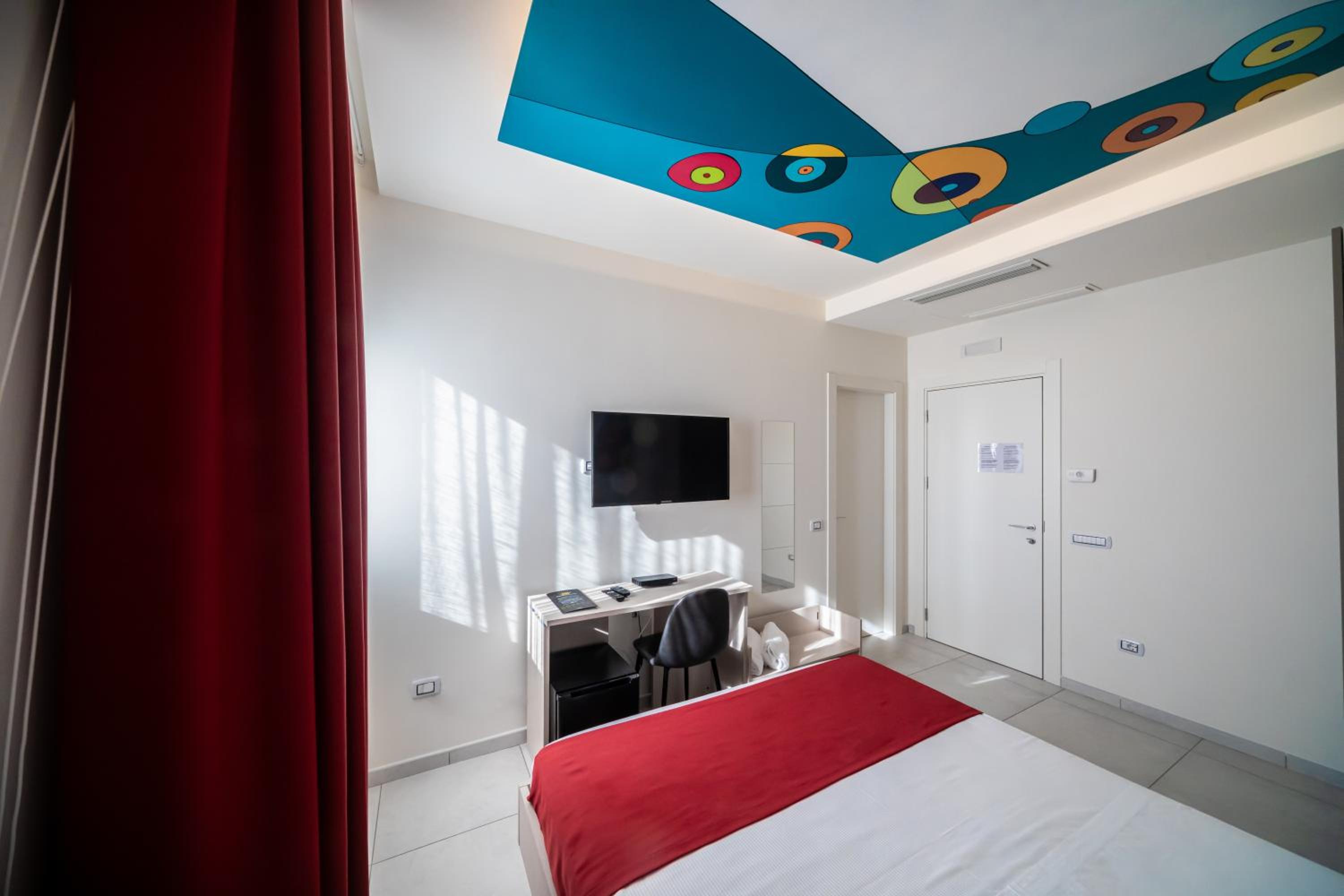 Double Room - Photo 3