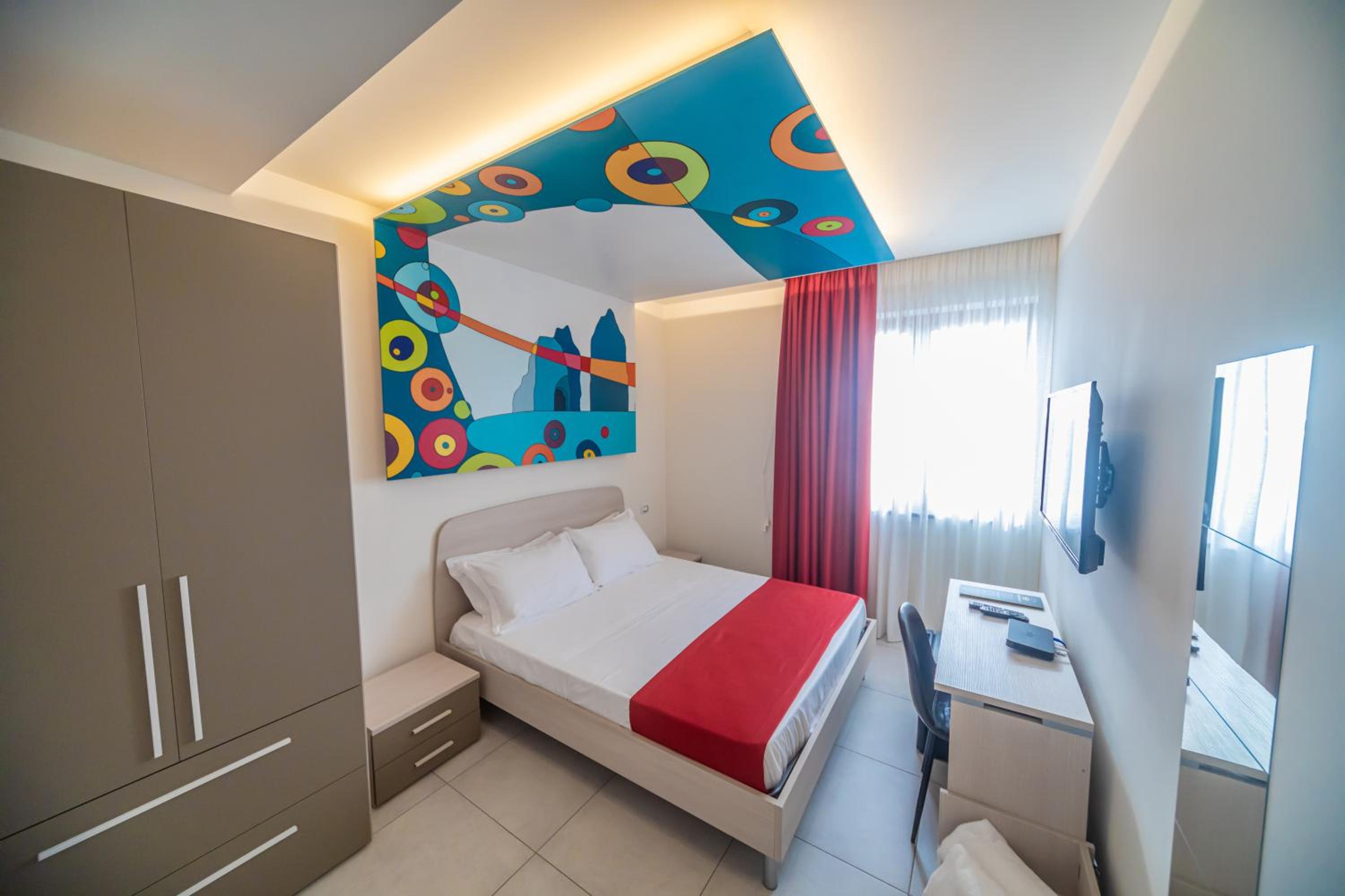 Double Room - Photo 16
