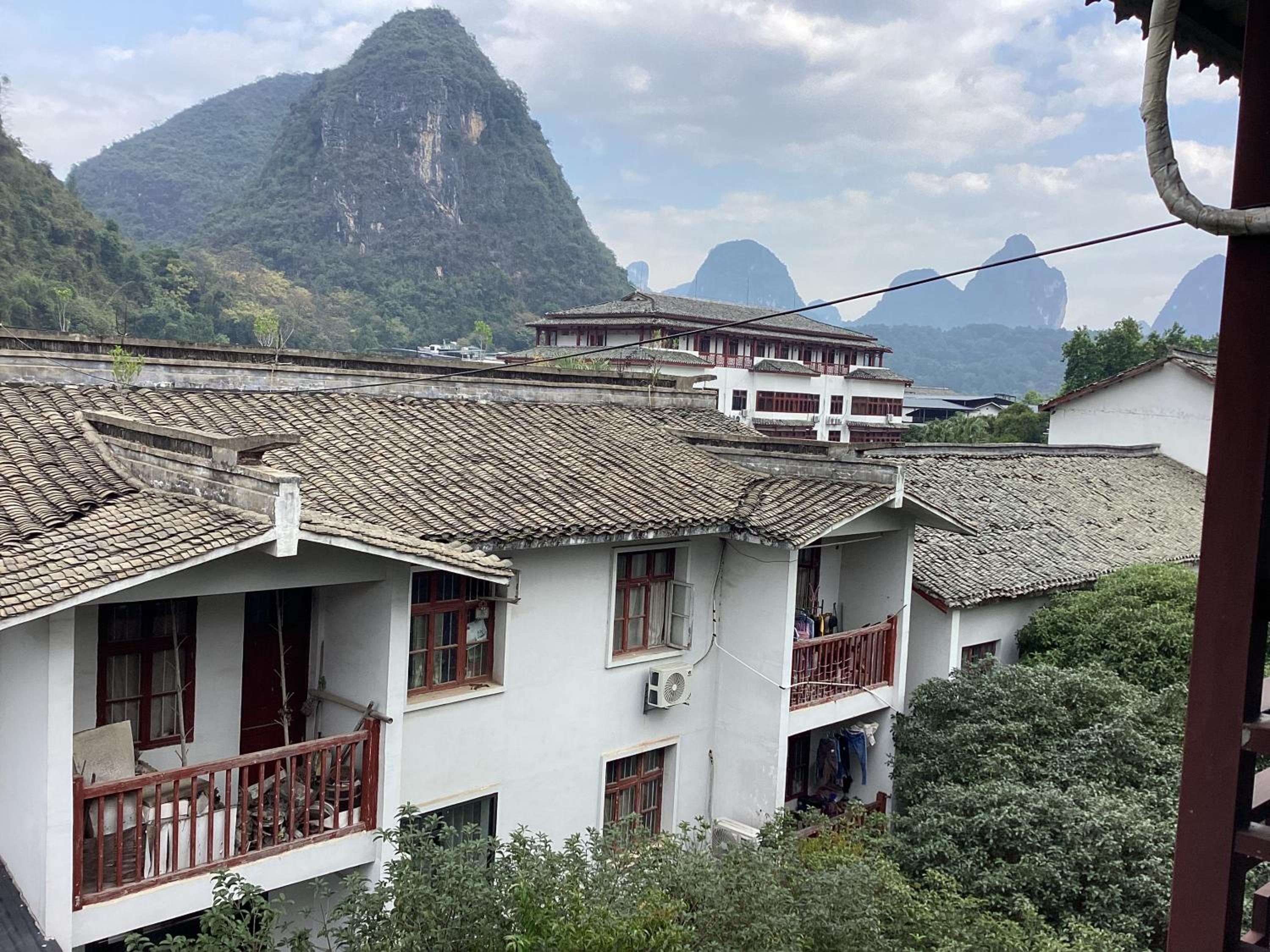 Deluxe Double or Twin Room with Mountain View photo 3