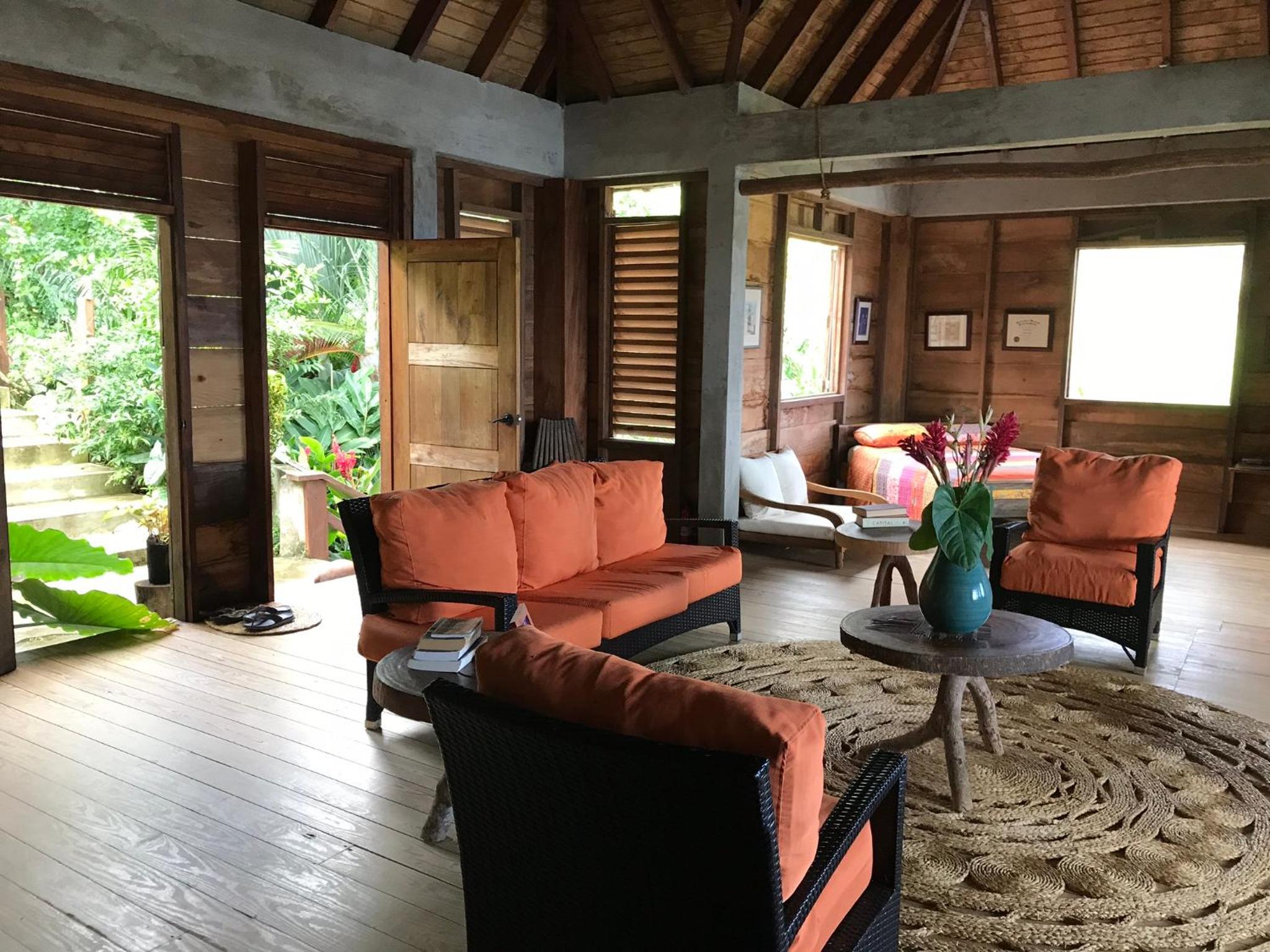 Villa photo 1