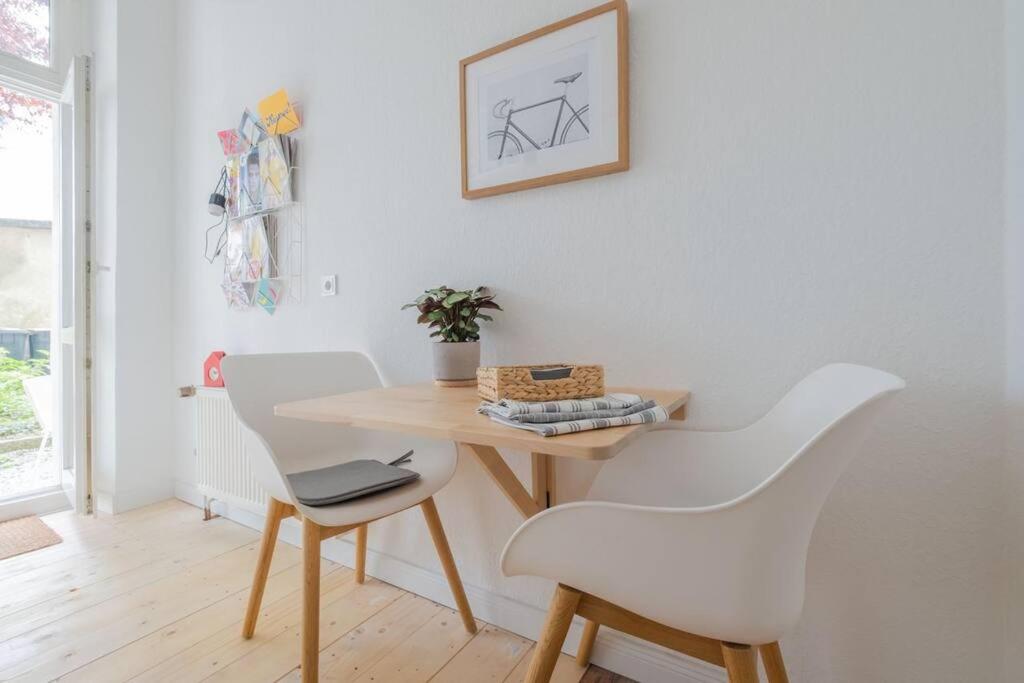 One-Bedroom Apartment photo 3
