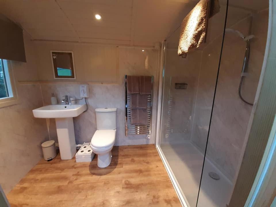 One-Bedroom House photo 2