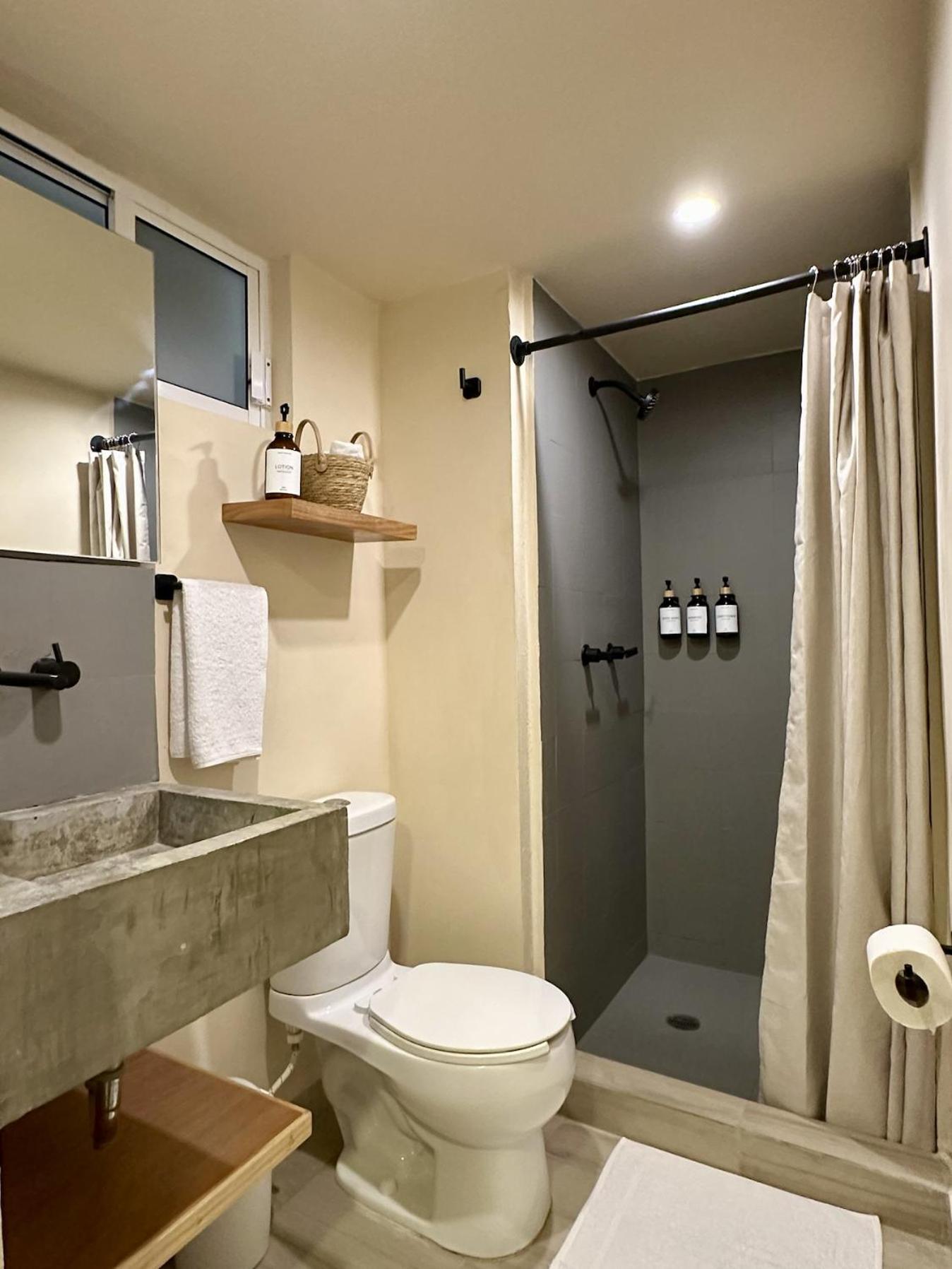 Deluxe Quadruple Room photo 2