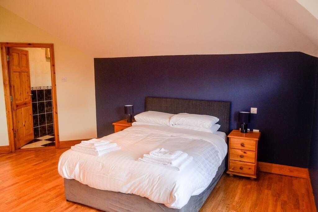 Four-Bedroom House photo 2