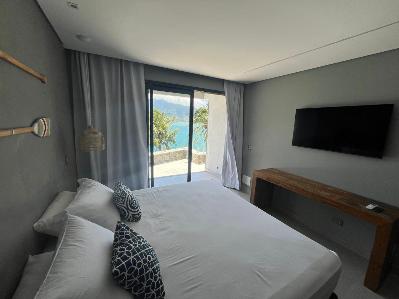 Suite with Sea View photo 1