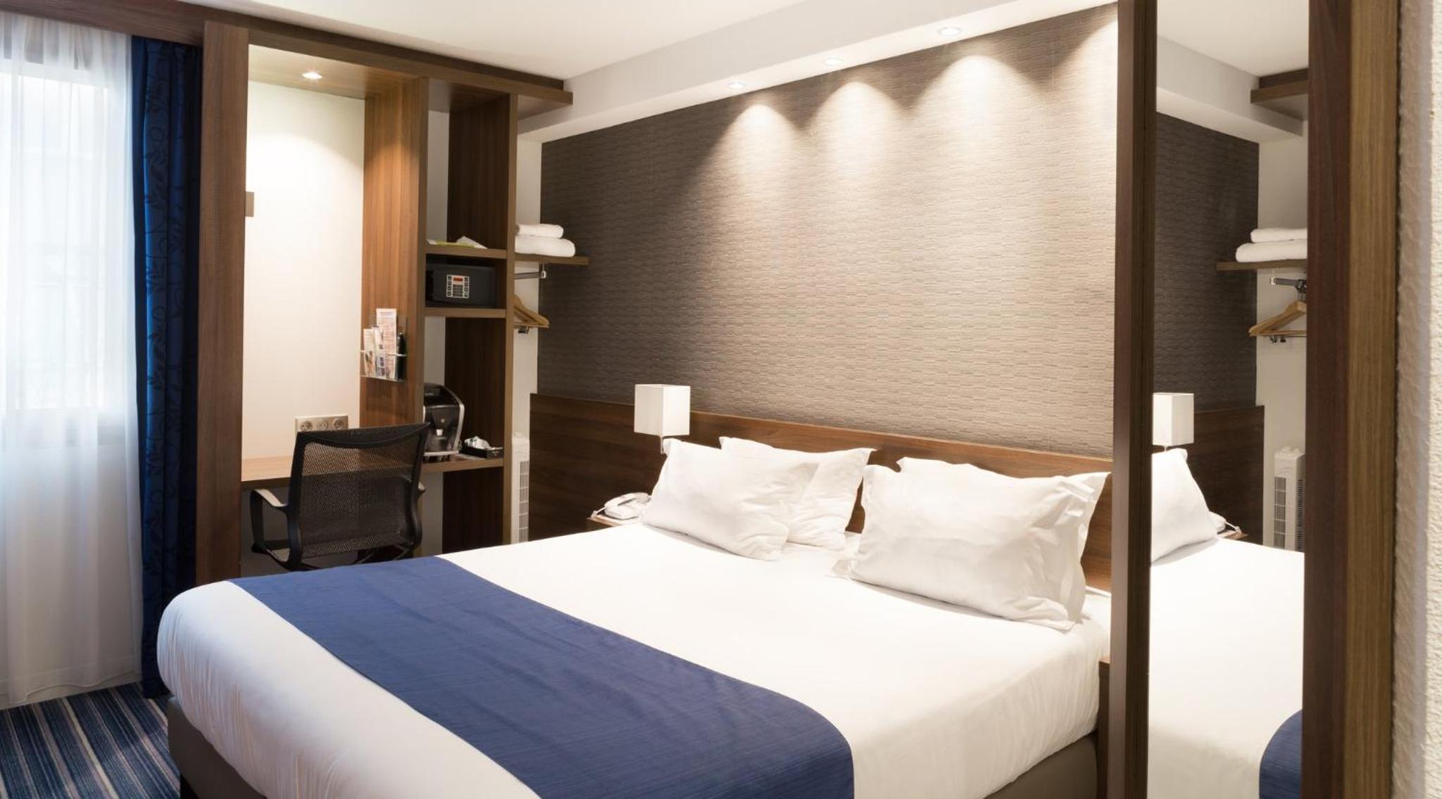 Standard King Room - Free Breakfast - Photo 3