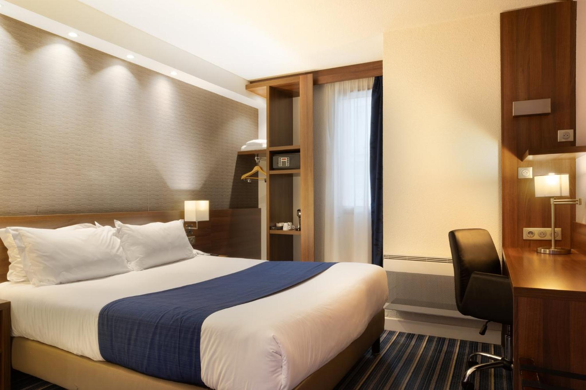 Standard Queen Room - Free Breakfast - Photo 3