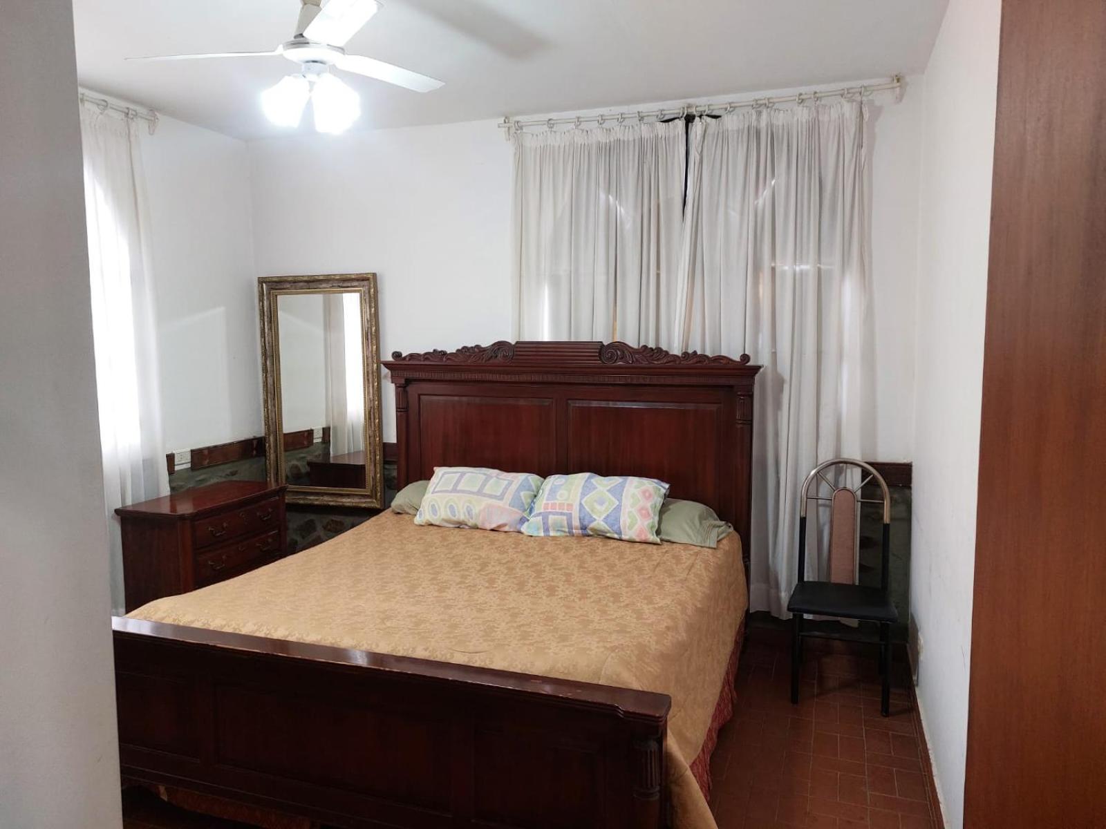 Four-Bedroom House photo 1