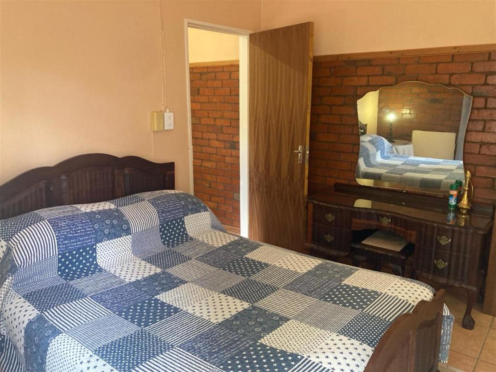 Apartment - Photo 24