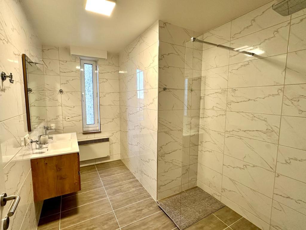 Apartment photo 3