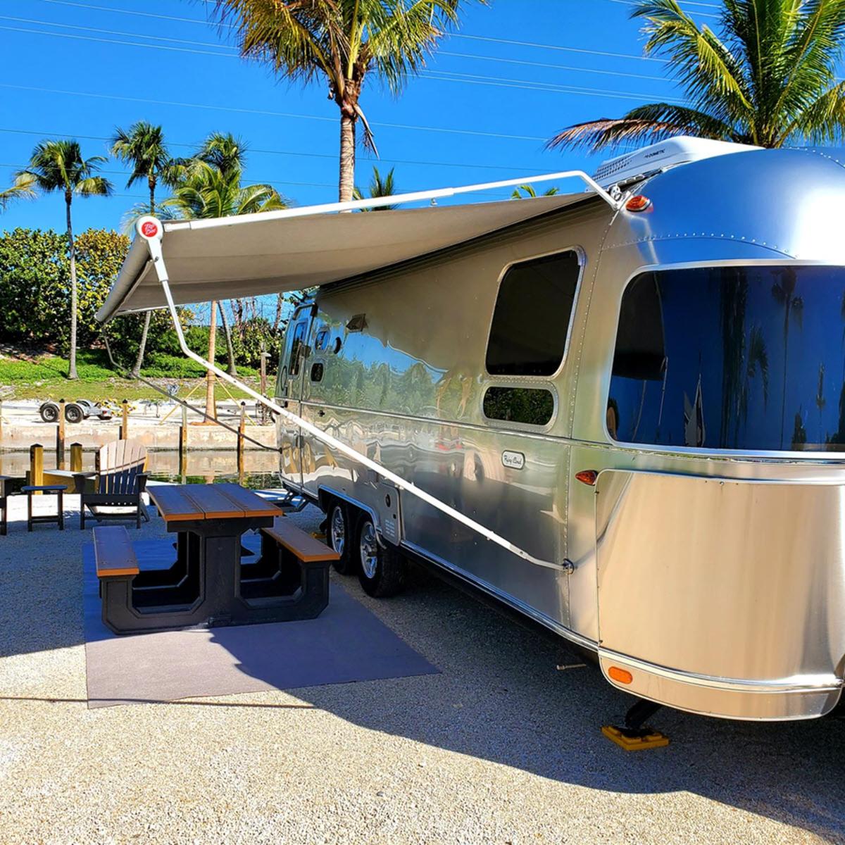 Caravan photo 1