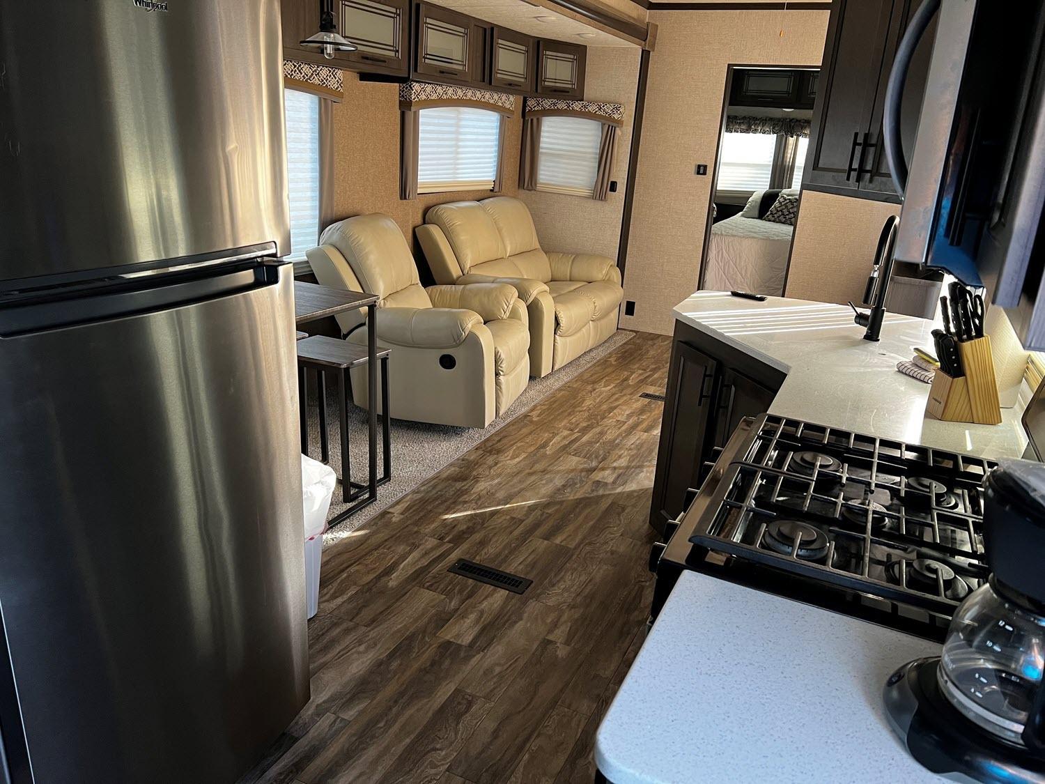 Caravan photo 2
