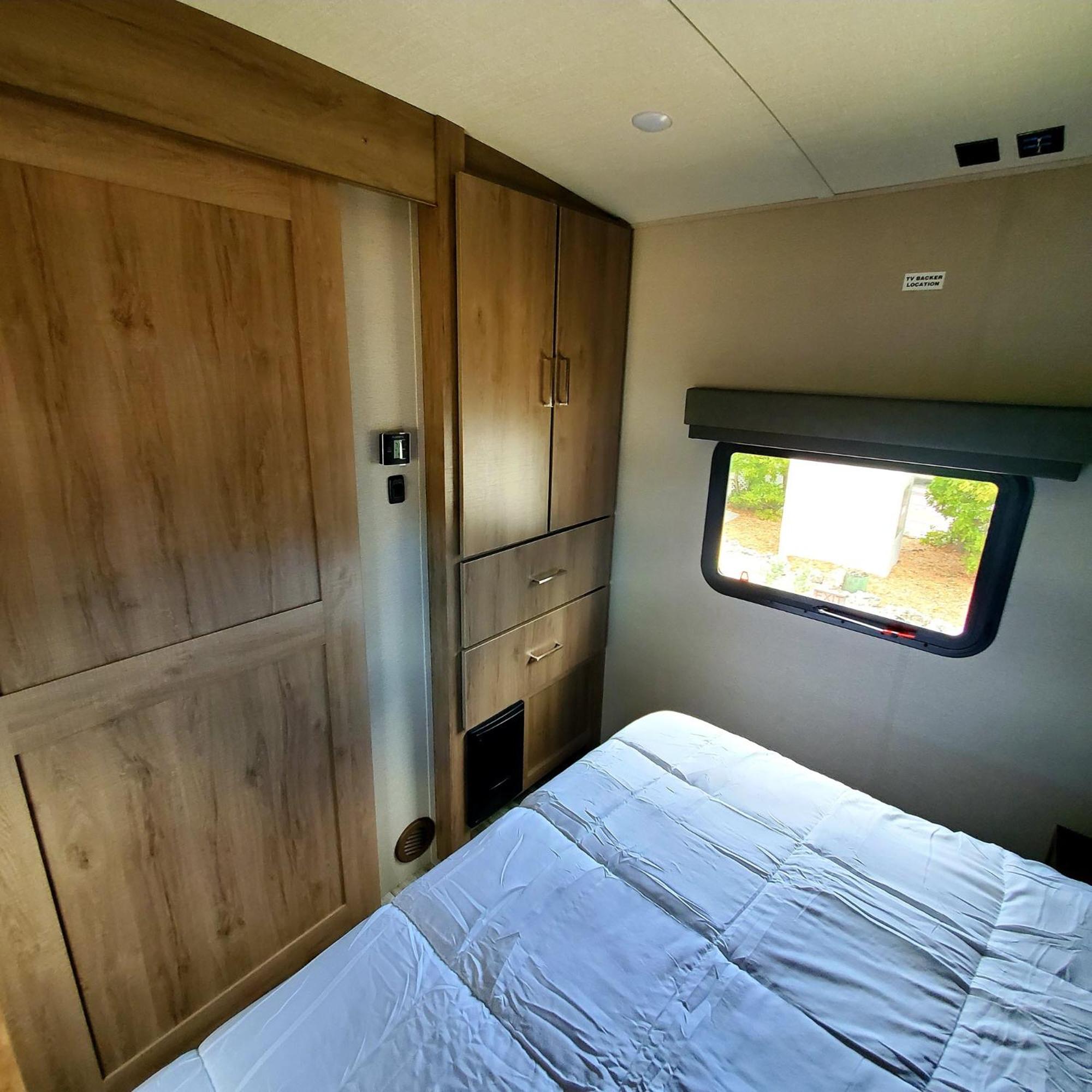 Caravan photo 2