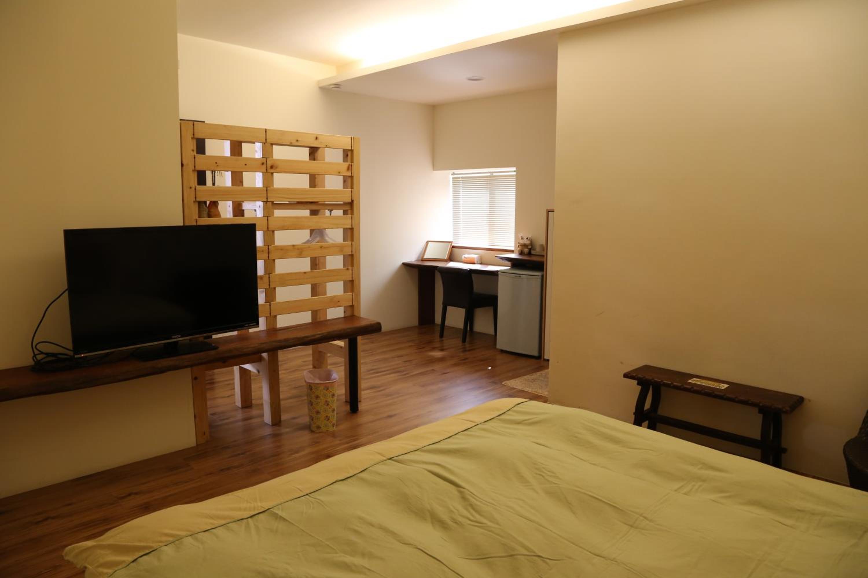 Large Double Room photo 2