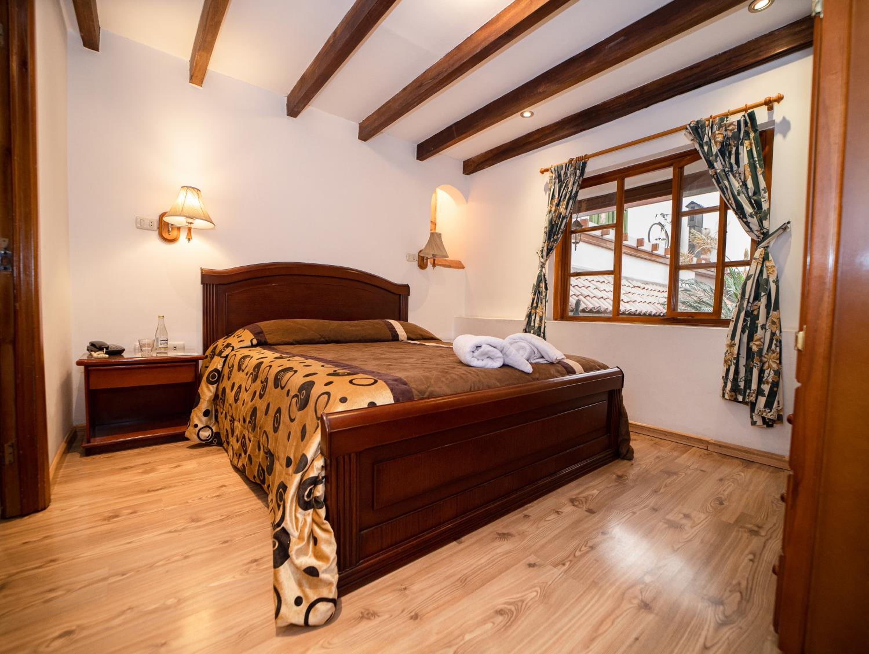 Deluxe Double Room photo 3