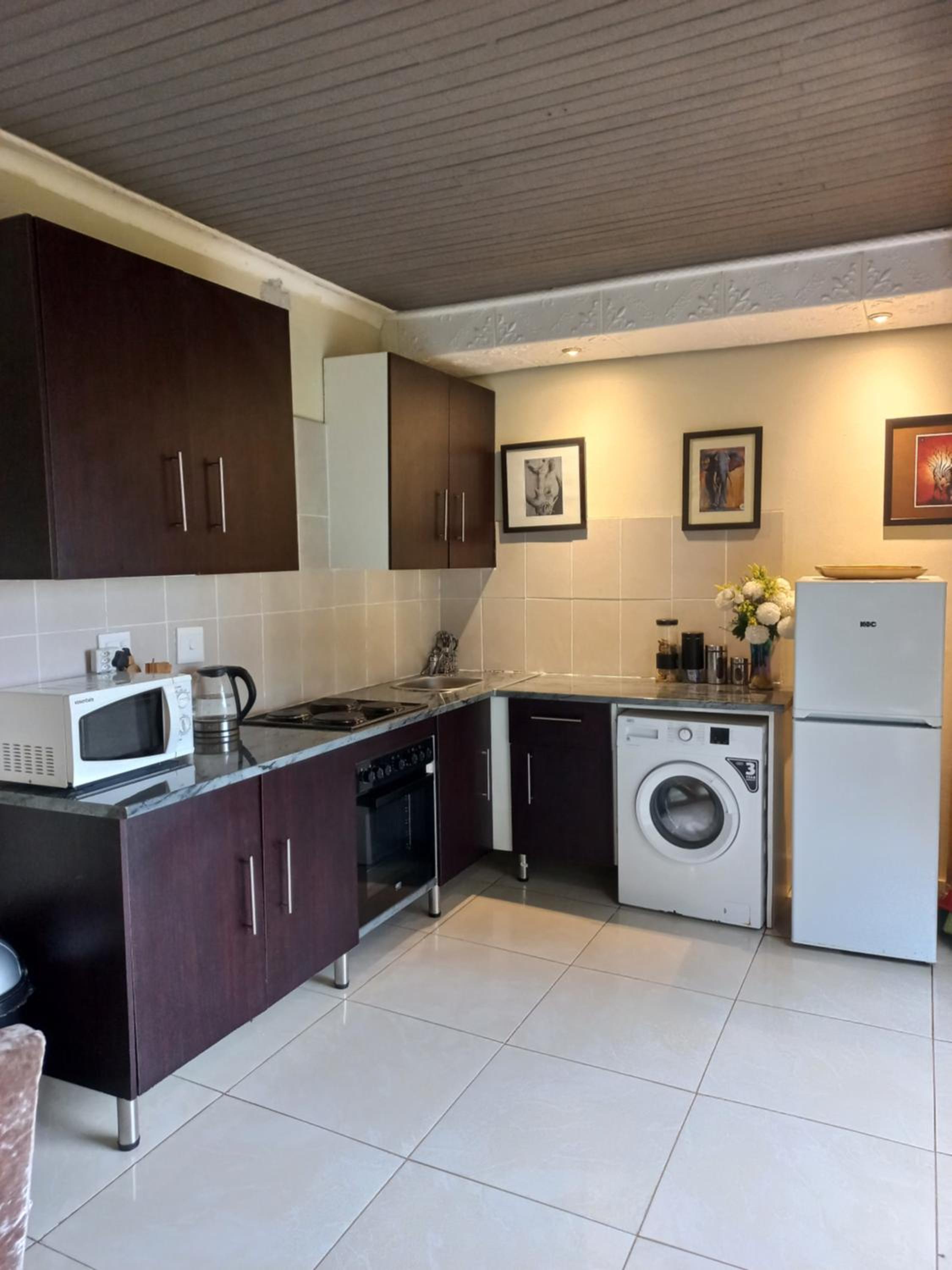 Apartment - Photo 22
