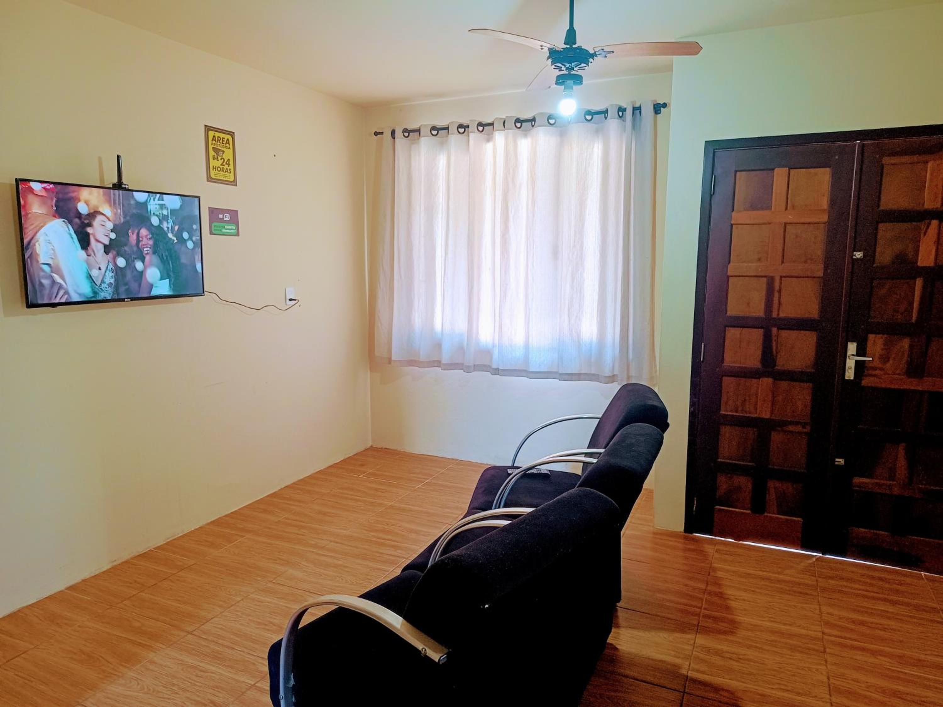 Four-Bedroom House photo 1