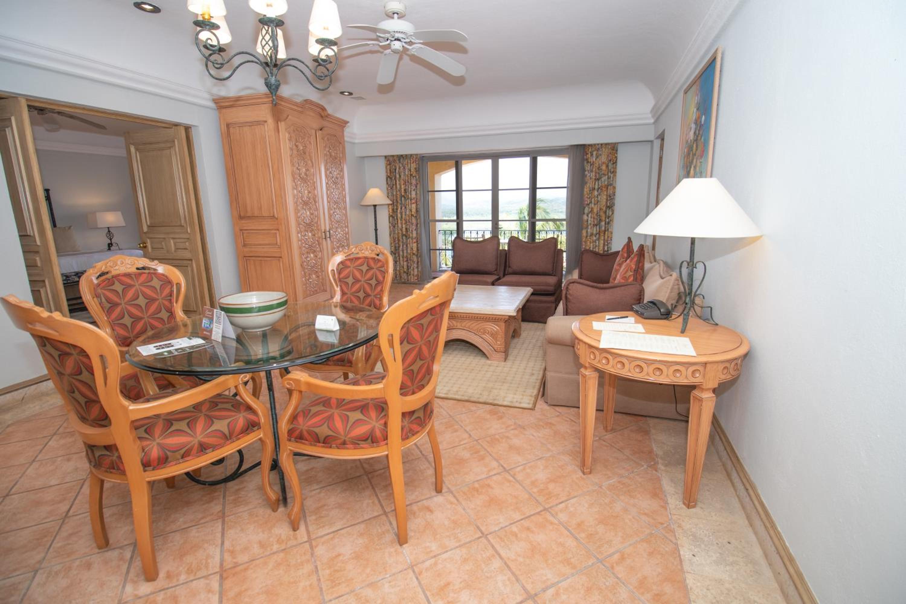 Parlor Suite All Inclusive - Photo 18