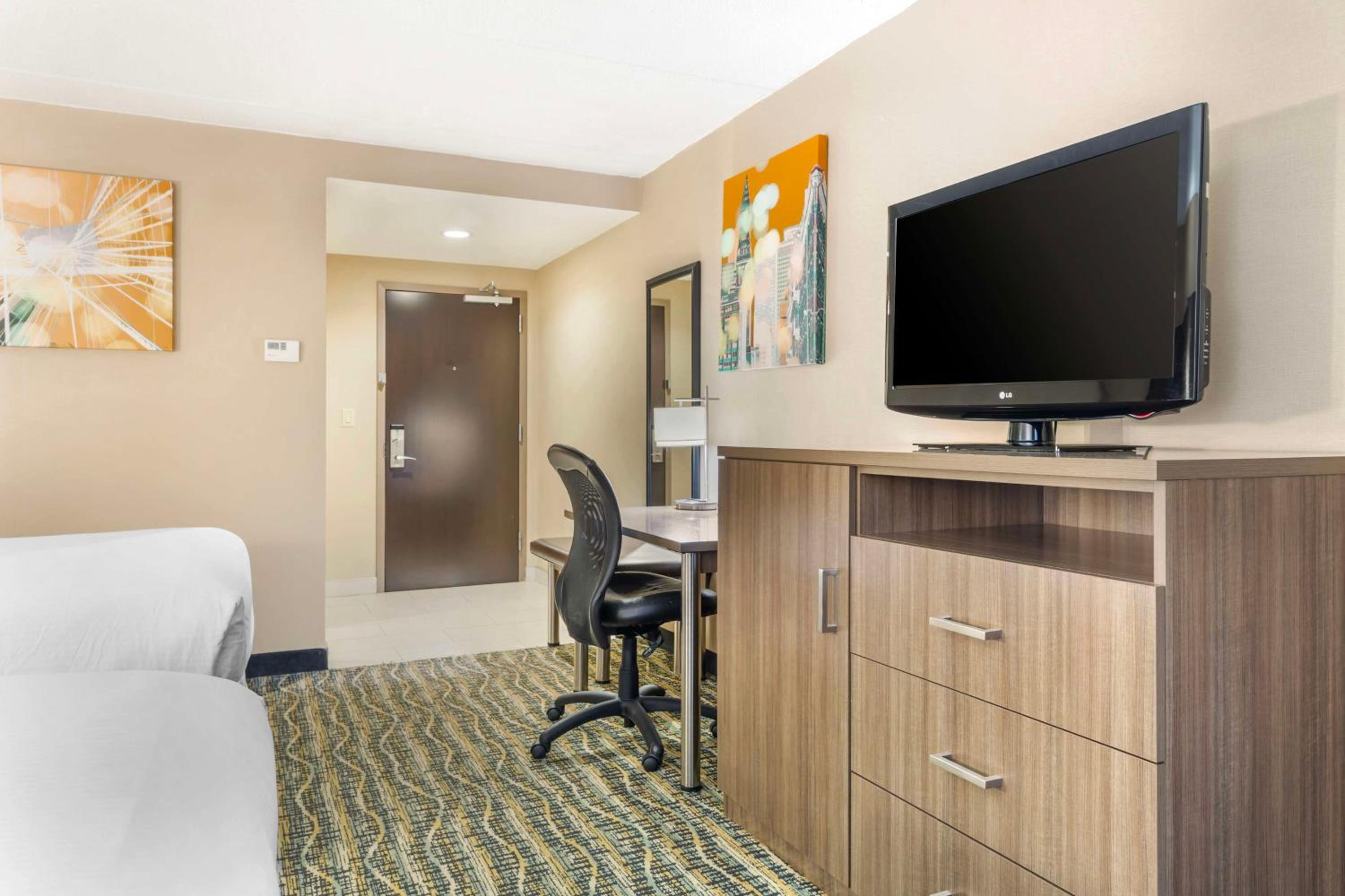 Queen Room with Two Queen Beds - Non-Smoking at Best Western Plus New Englander in Woburn