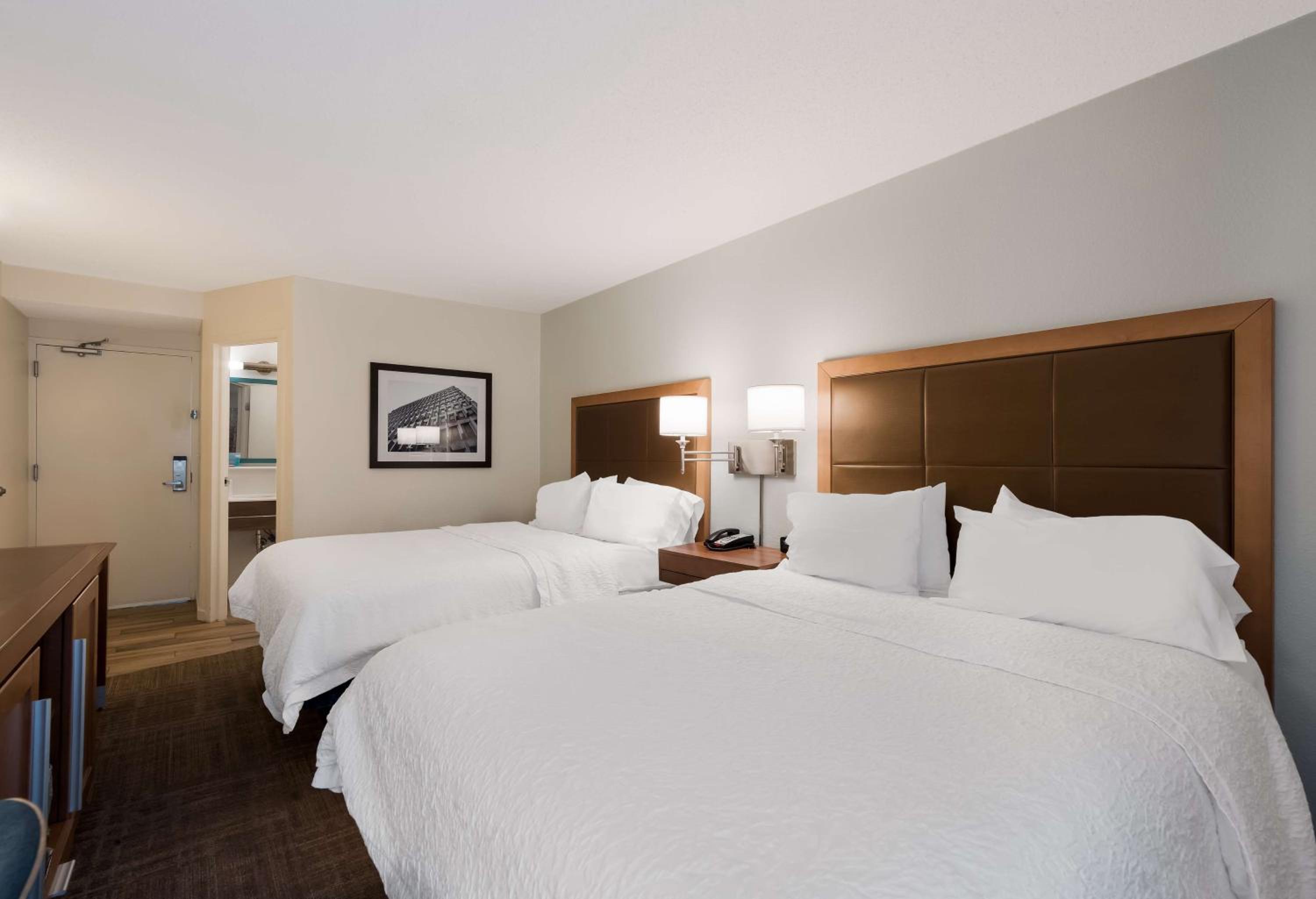 Room with Two Queen Beds - Non-Smoking - Photo 1