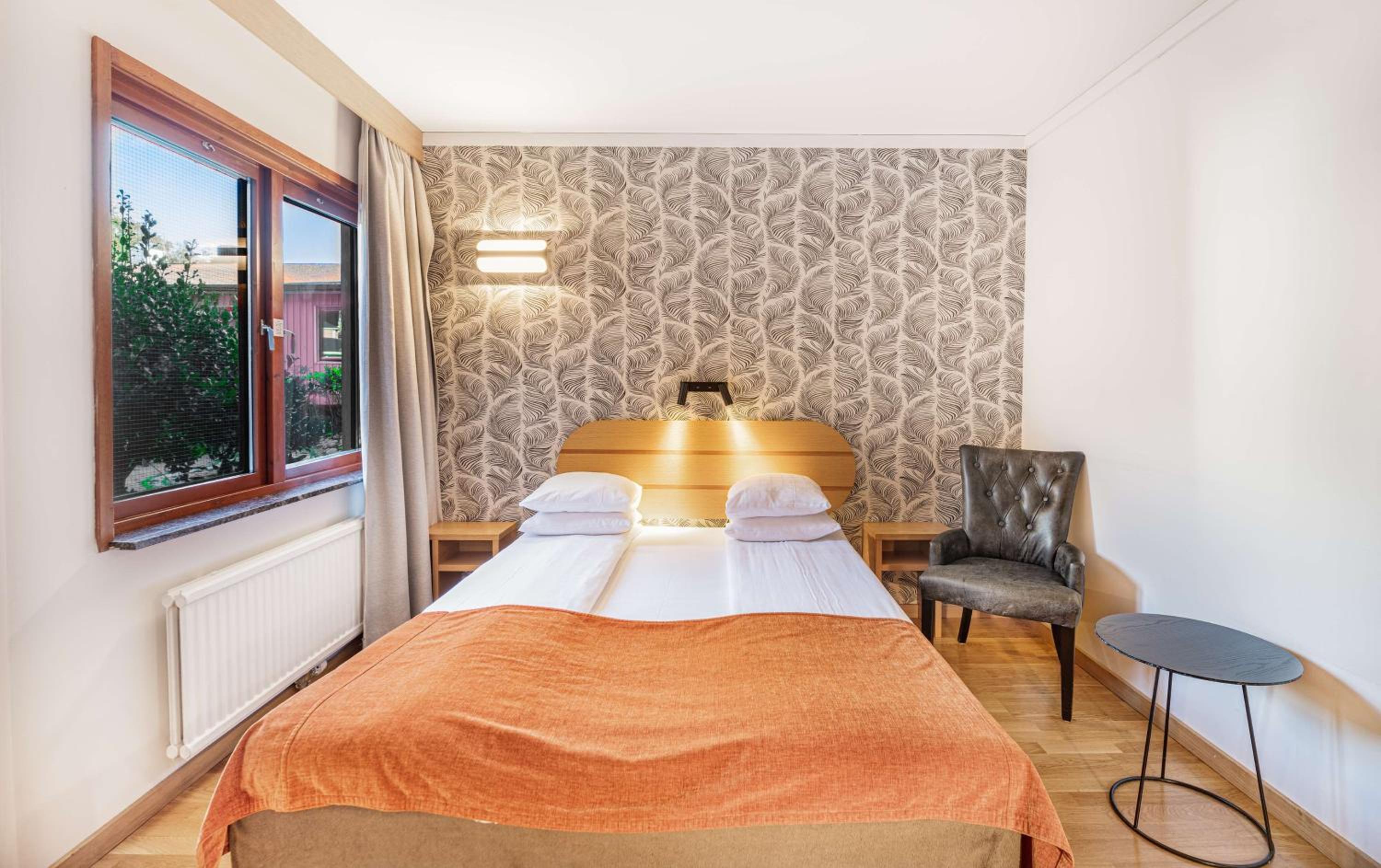 Standard Queen Room - Photo 5